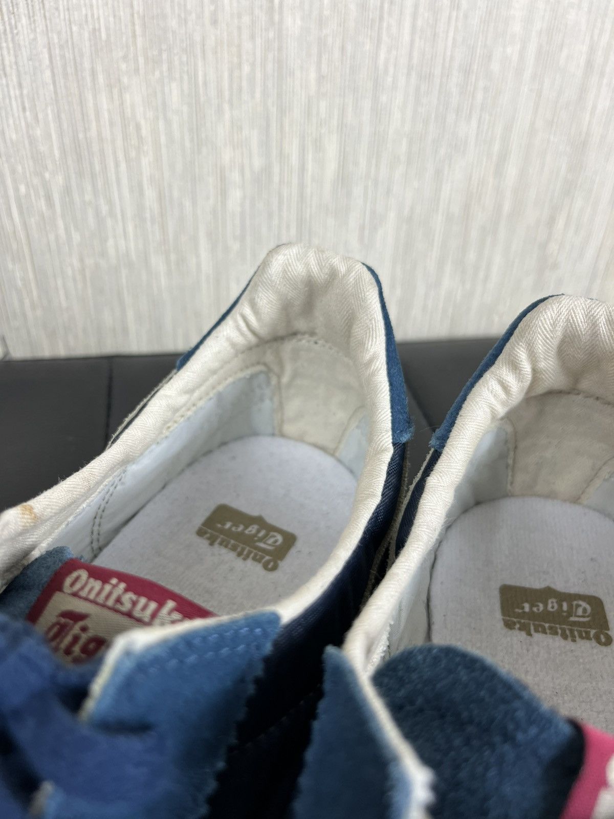 Asics Vintage OG Asics Onitsuka Tiger y2k suede sneakers shoes low Size US 10.5 / EU 43-44 - 21 Thumbnail