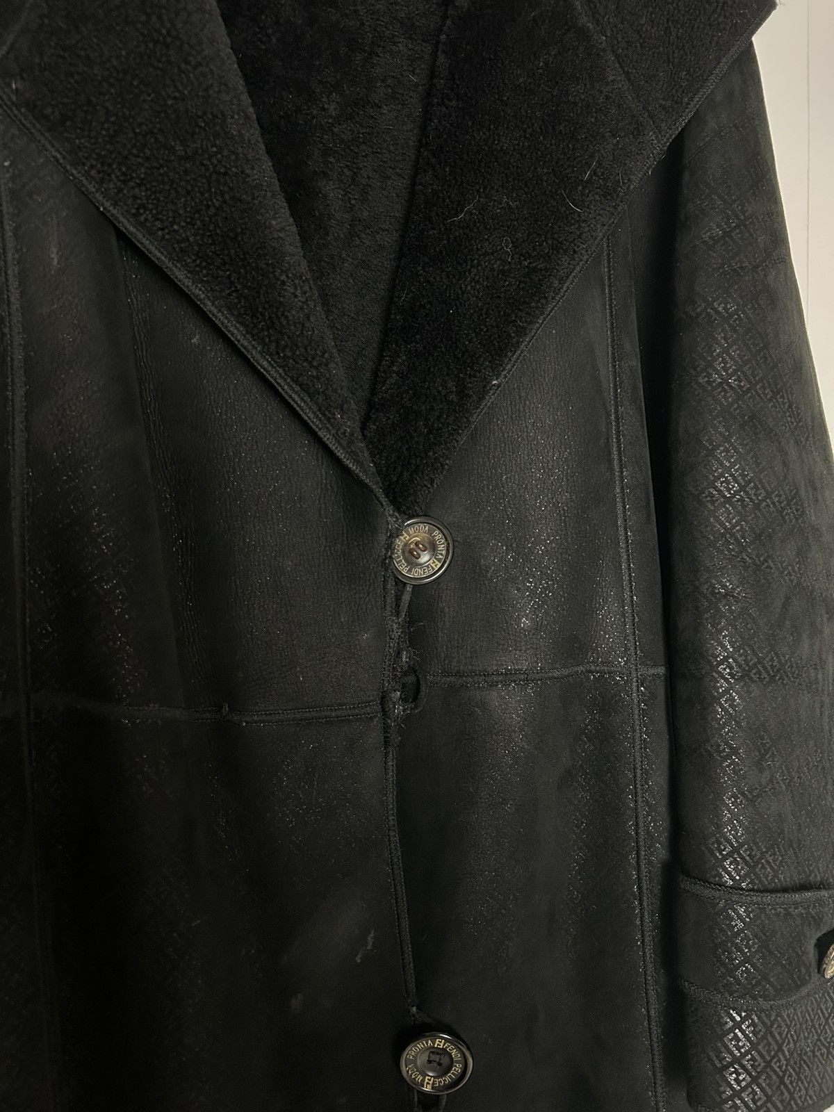 Fendi × Vintage Fendi Full Monogram Vintage Sherpa Fur Coat Shearling Jacket Size US M / EU 48-50 / 2 - 4 Thumbnail
