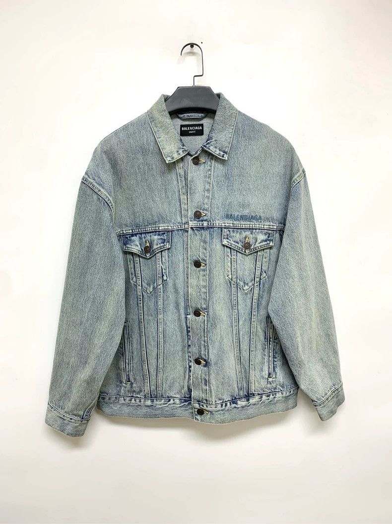 Balenciaga Balenciaga Size M Denim Jacket Size US M / EU 48-50 / 2 - 1 Thumbnail