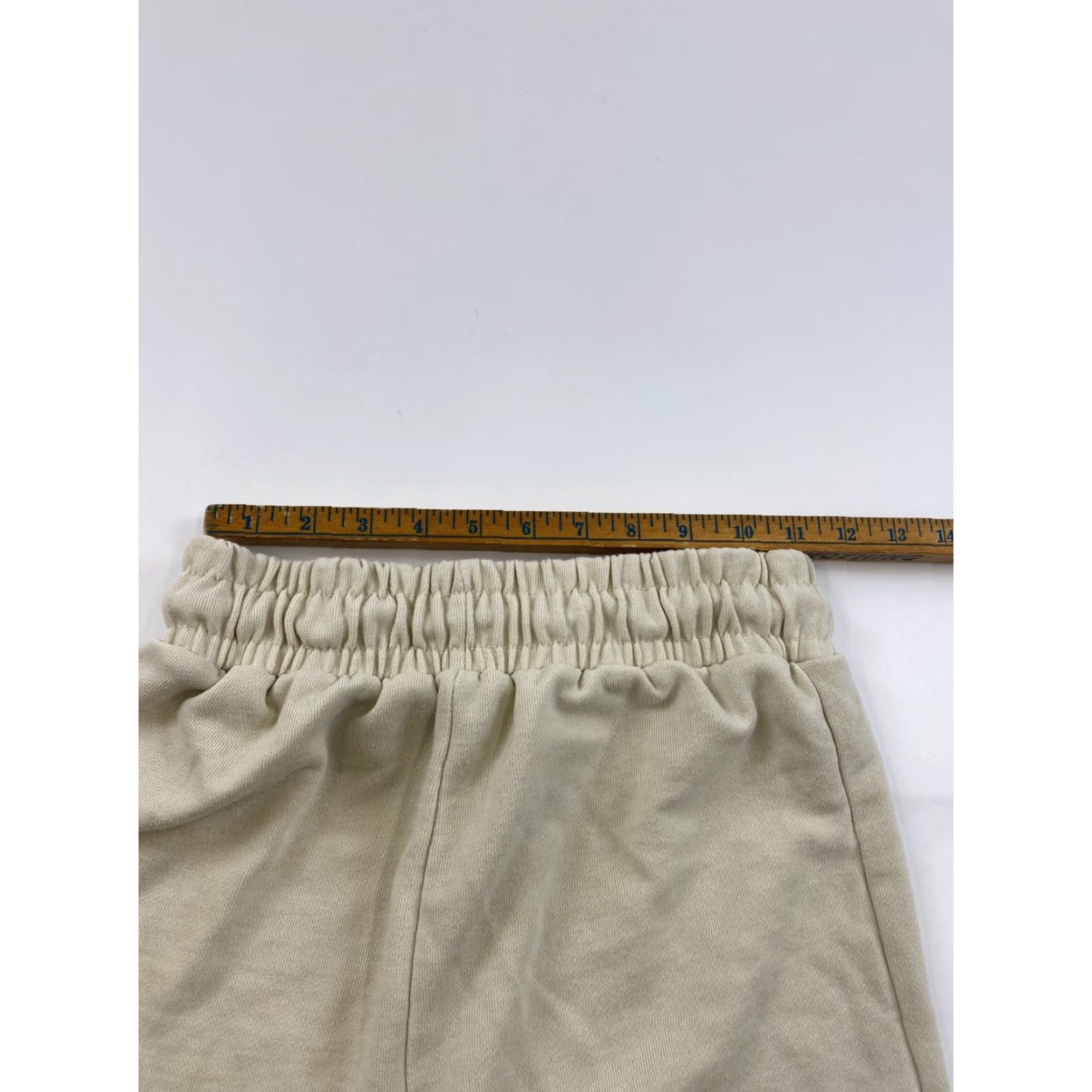 Missguided Missguided Sweatshorts Women’s 4 Beige Athletic Shorts Activewear Gym Lounge Womens Size 27" / US 4 / IT 40 - 5 Thumbnail