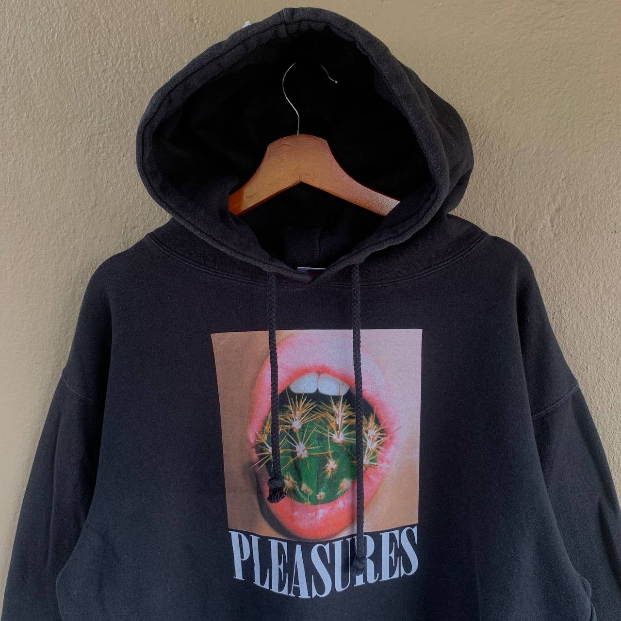 Pleasures PLEASURES Gore Big Logo Hoodie Size US L / EU 52-54 / 3 - 3 Thumbnail