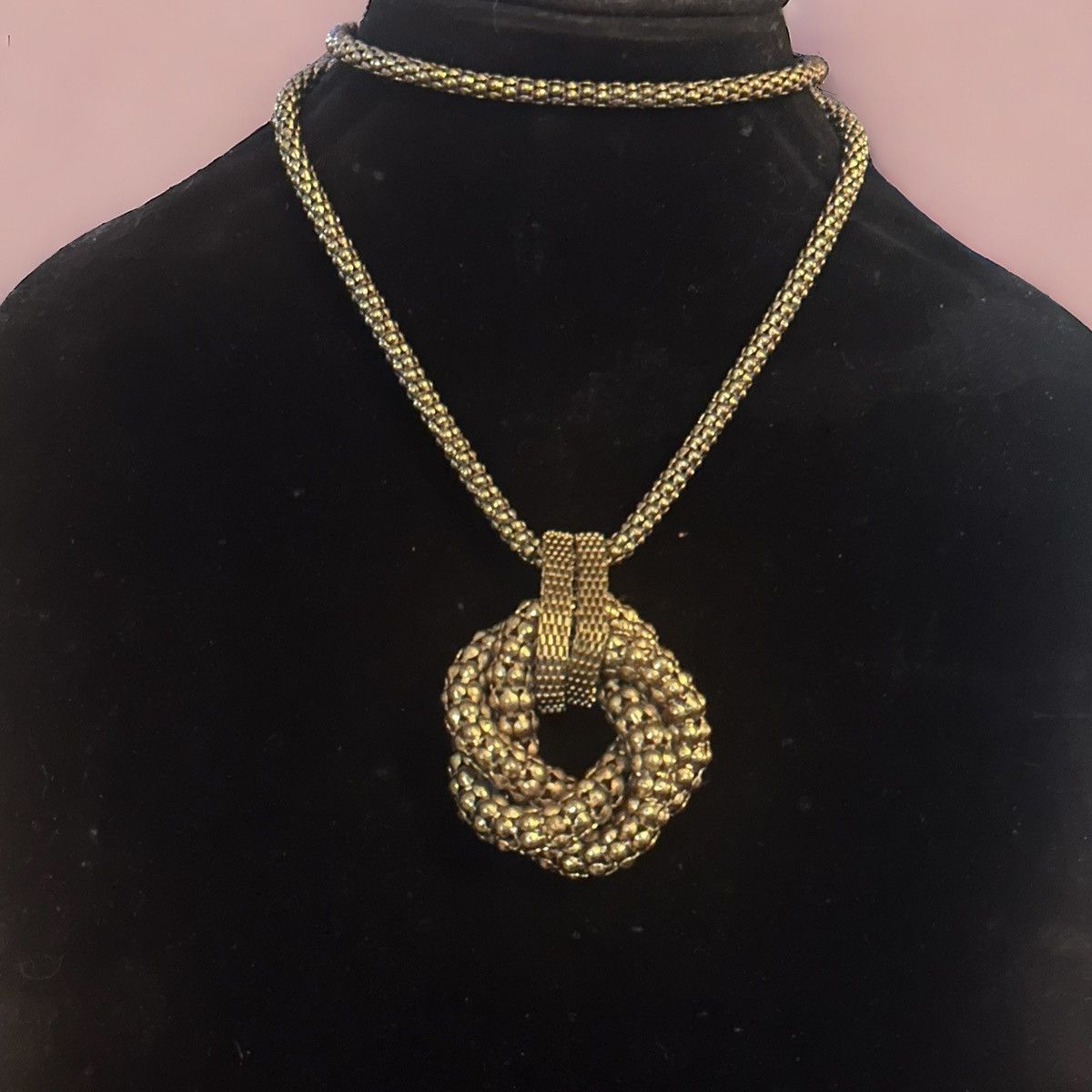 Other Daisy Fuentes long chunky knot pendant necklace Size ONE SIZE - 1 Thumbnail