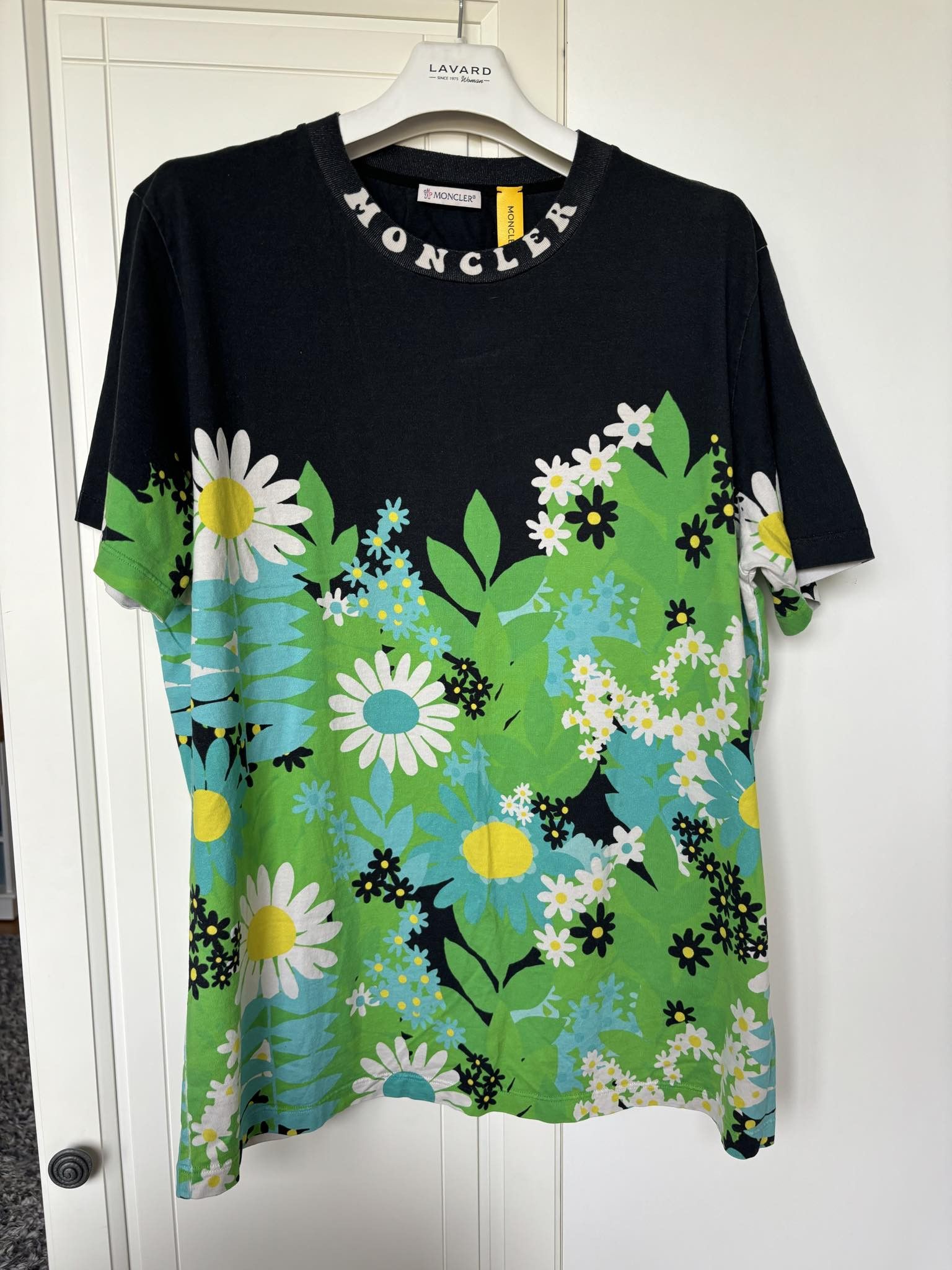 Moncler Moncler n°0 9 Richard Quinn T-shirt Tee Size US M / EU 48-50 / 2 - 6 Thumbnail