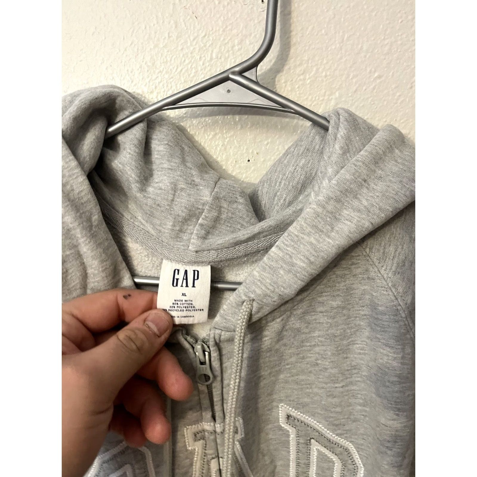 Gap GAP Hoodie Heathered Logo Embroidered Women's XL Zip Full Zip Hooded Lined Pockets Faux Fur Lining Gray Size XL / US 12-14 / IT 48-50 - 2 Thumbnail