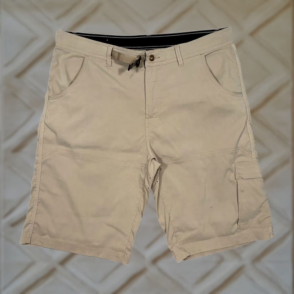 Prana prAna Shorts Mens XL Beige Zion Khaki Cargo Built Belt Outdoor Adventure Men Size US 36 / EU 52 - 1 Thumbnail