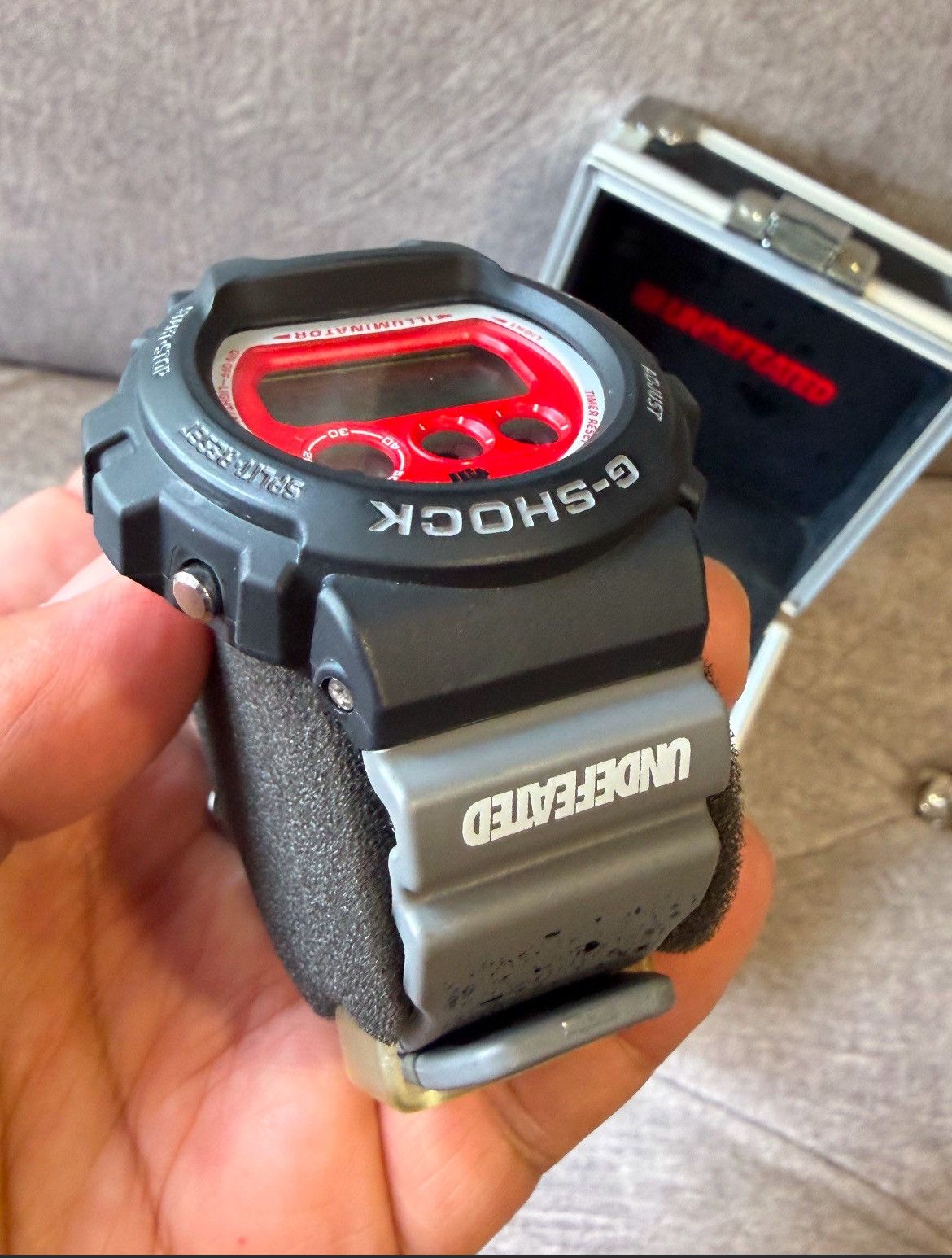 G Shock G-Shock x Undefeated DW6900 Collaboration Watch Size ONE SIZE - 3 Thumbnail