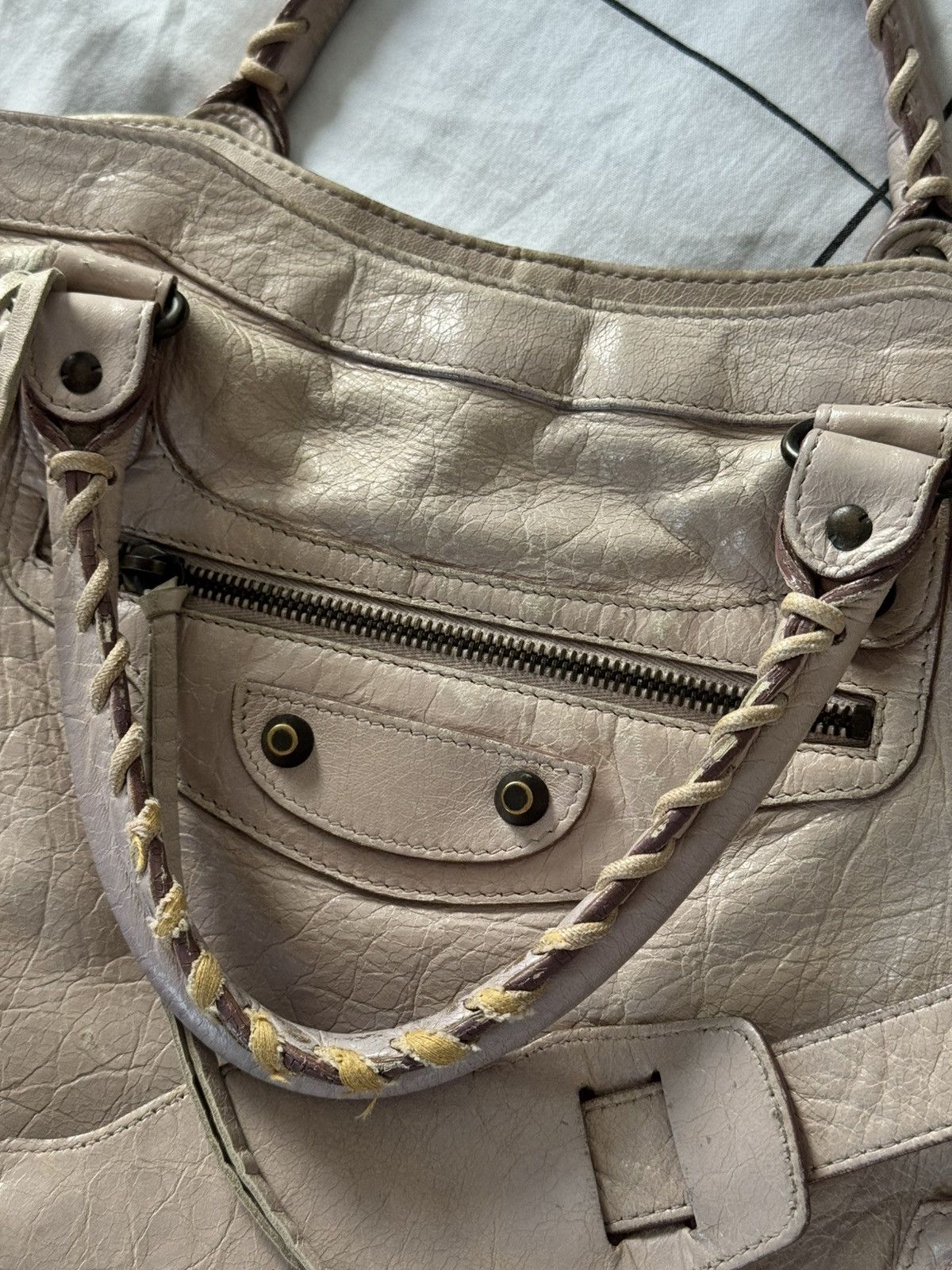 Balenciaga Vintage Balenciaga 00s City Bag Distressed Leather Handbag Size ONE SIZE - 14 Thumbnail