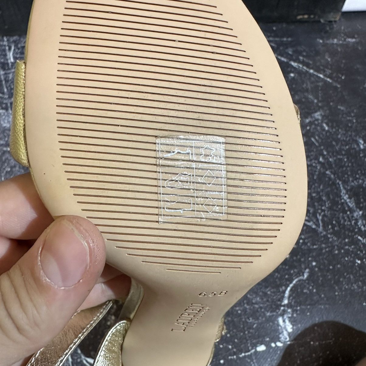 Lauren Ralph Lauren Lauren Ralph Lauren Women’s Gold Heels 6.5 US 37 EU Size US 7 / IT 37 - 10 Thumbnail