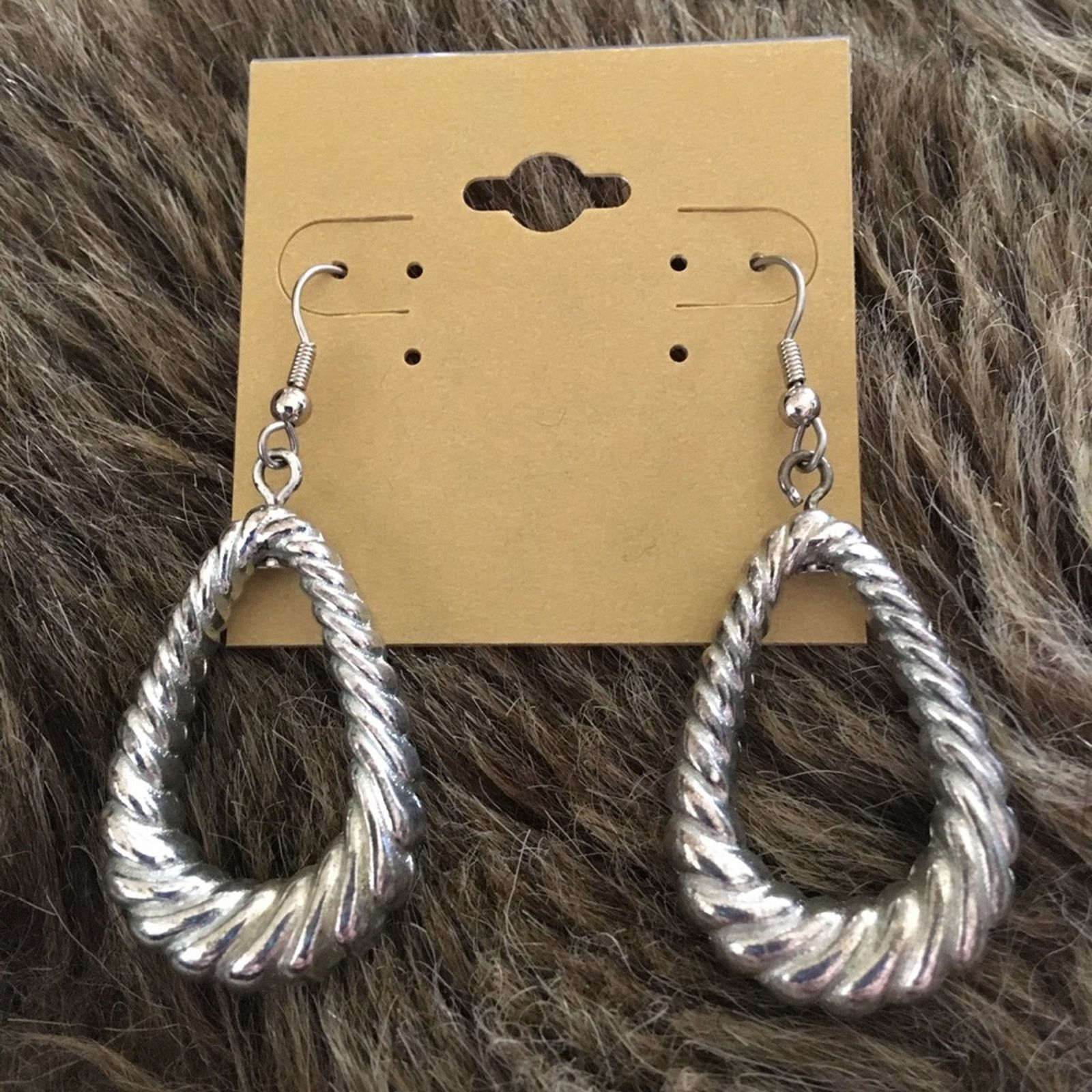 Vintage Vintage repurpose silver tone loop earrings Size ONE SIZE - 2 Thumbnail