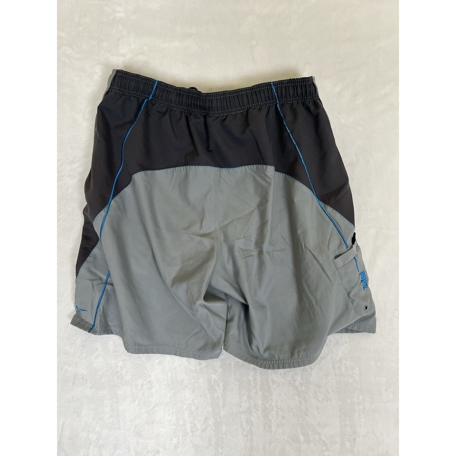 Nike Vintage Nike Swim Trunk Shorts Size Large Gray Blue Y2K Surf Size US 34 / EU 50 - 11 Thumbnail