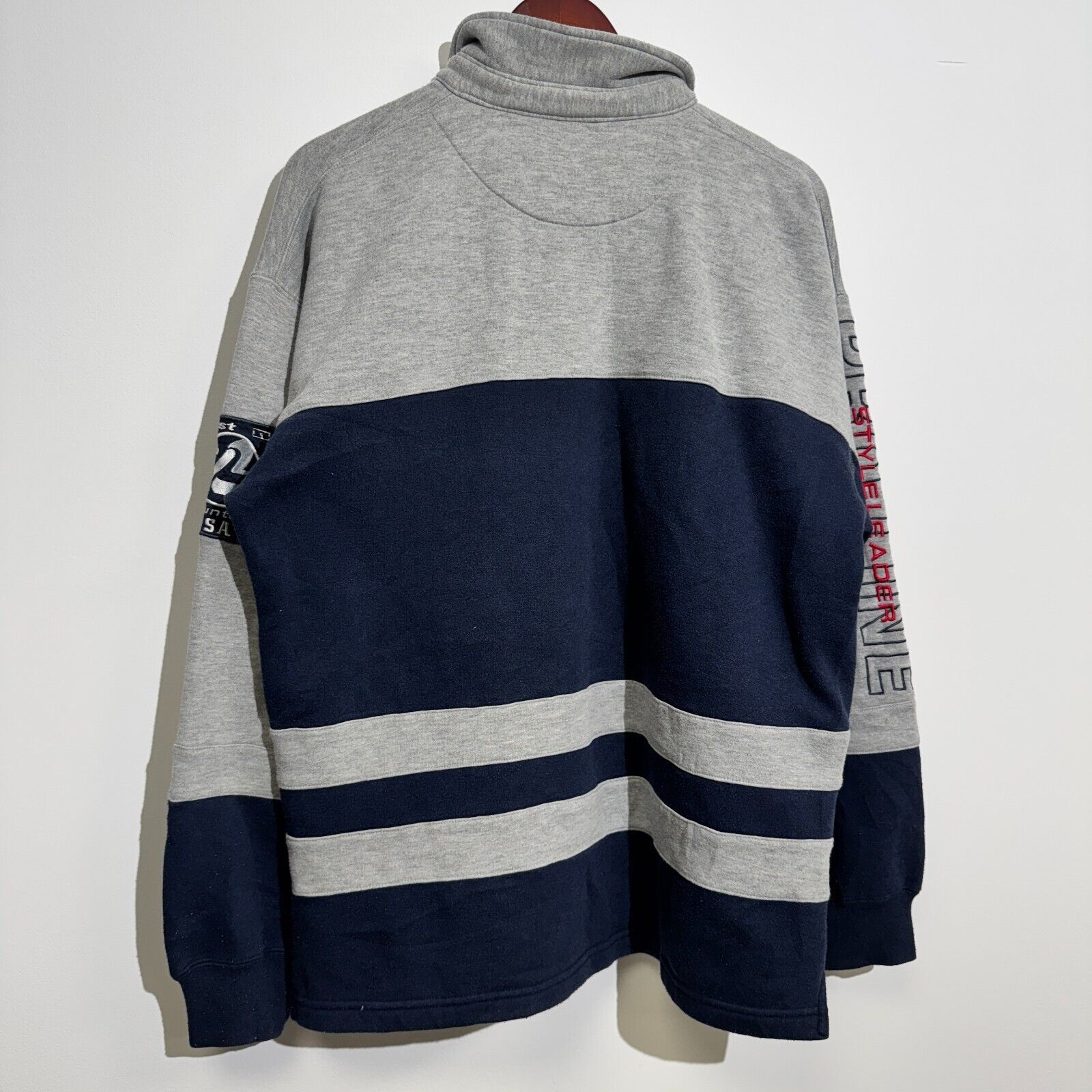 Vintage Vintage Unisex Gray Navy Blue Cotton Sweatshirt Size L Size US L / EU 52-54 / 3 - 13 Thumbnail