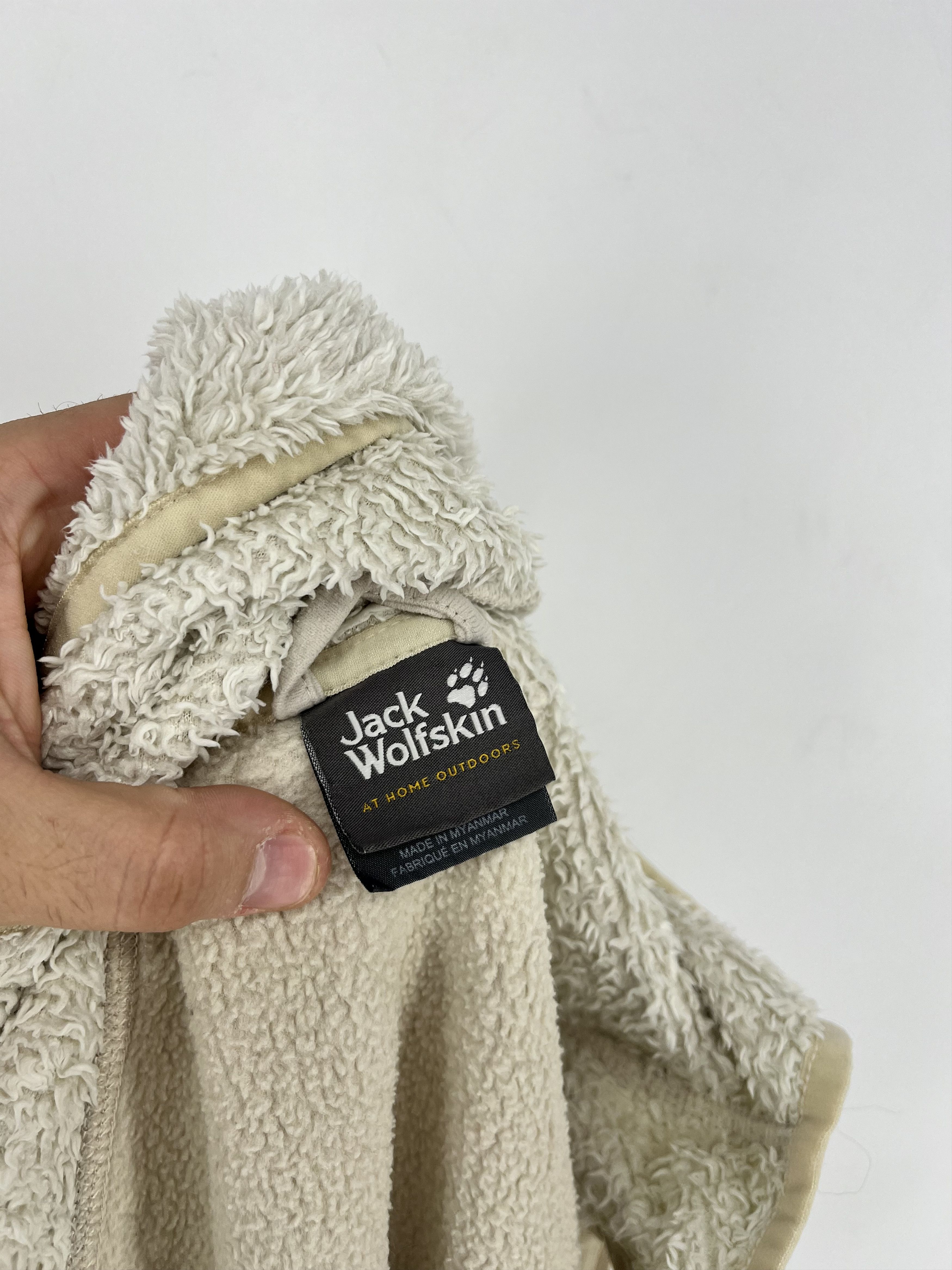 Jack Wolfskin × Vintage Vintage Jack Wolfskin Big Paw Teddy Fleece Zip Hoodie Size S / US 4 / IT 40 - 9 Thumbnail