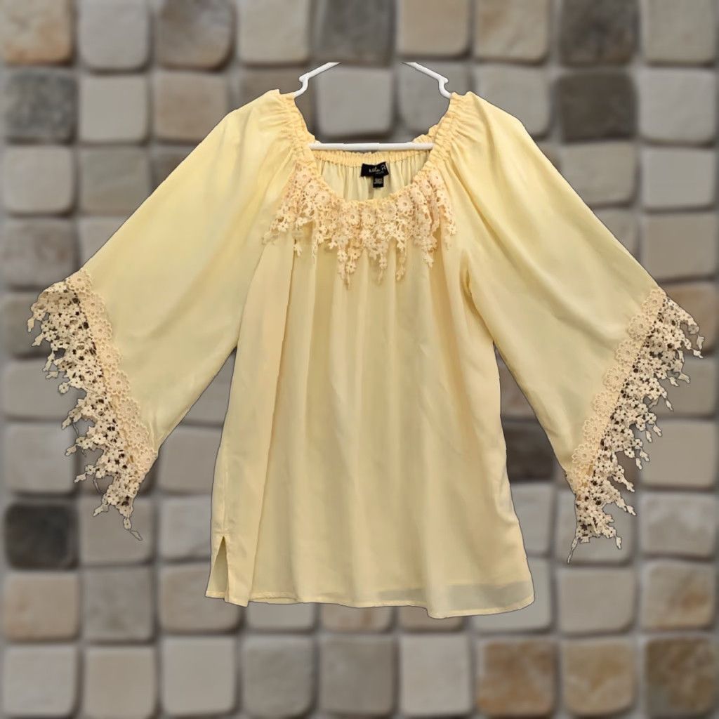 Melissa Melissa Paige Blouse Women’s L Yellow 3/4 Sleeve Tunic Petite Slit Hem Boat Neck Pullover Casual Business Travel Womens Size L / US 10 / IT 46 - 1 Thumbnail