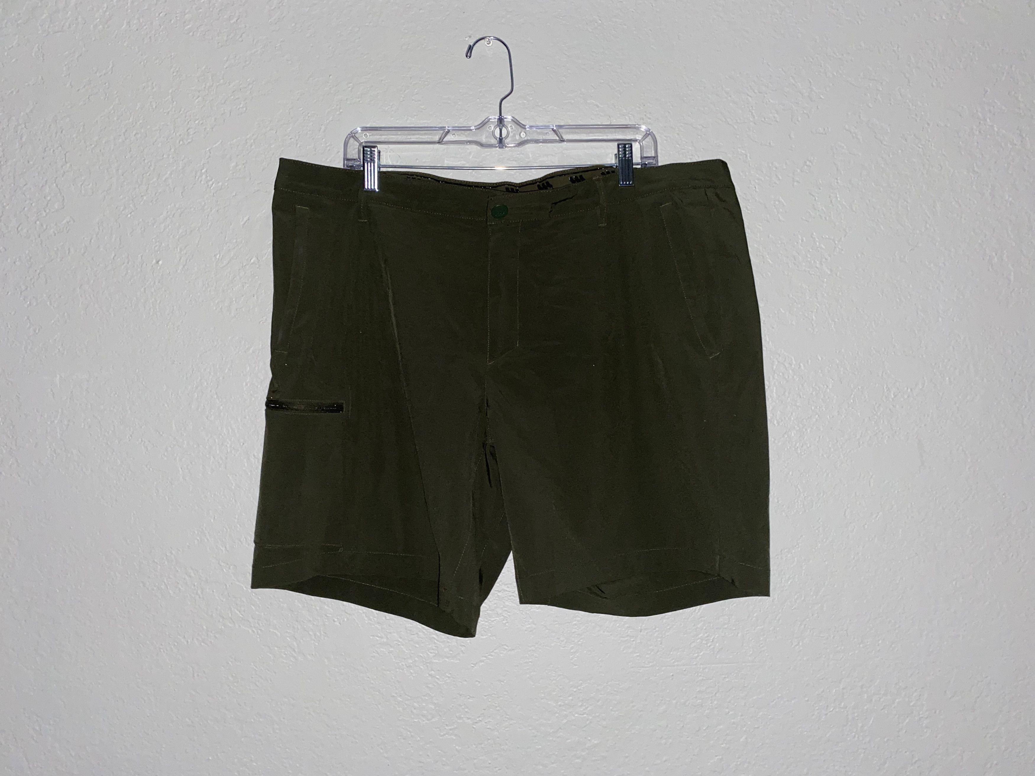Target Basics All In Motion Co. shorts XL gym workout Running trunks? 40 ! Size US 40 / EU 56 - 1 Thumbnail