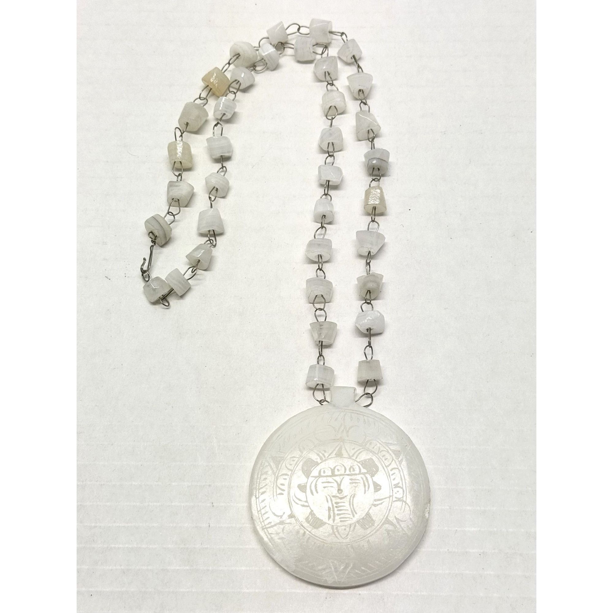 Vintage Vintage Beaded Quartz Stone Sun Pendant Necklace Size ONE SIZE - 1 Thumbnail