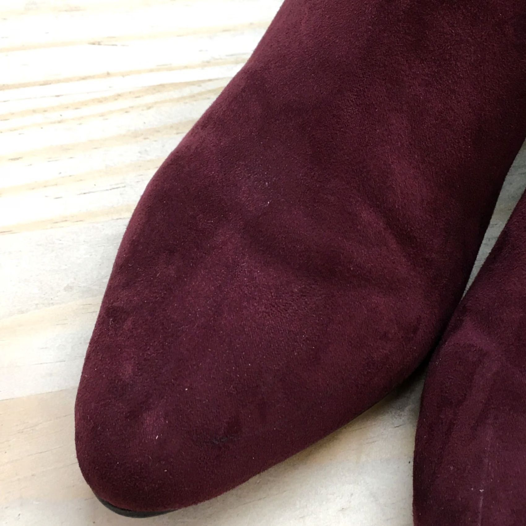 Vintage Unisa Boots Womens 7.5 M Gables Chelsea Burgundy Pull On Casual Ankle Block Heel Sh Size M / US 6-8 / IT 42-44 - 5 Thumbnail