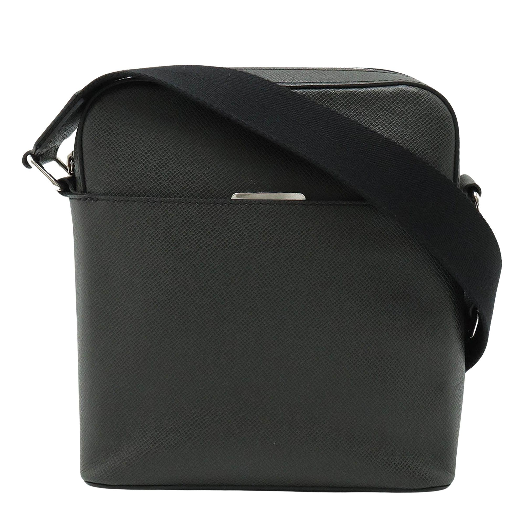 image of Louis Vuitton Anton Shopper in Black, Women's
