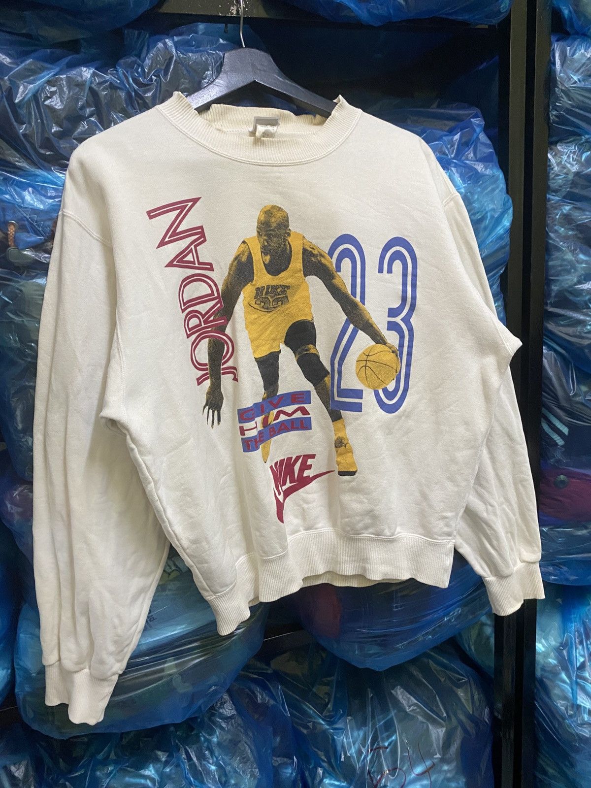 Nike Nike Michael Jordan Sweatshirt “Give Him the Ball” Graphic Size US M / EU 48-50 / 2 - 5 Thumbnail