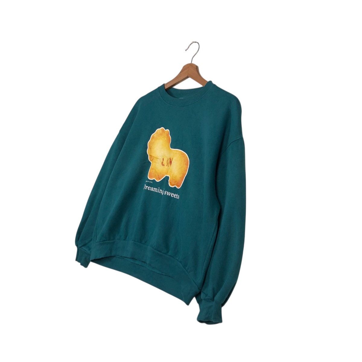Japanese Brand 📌Dreaming of Sweets X GU Japan Sweatshirts Big Logo Size US M / EU 48-50 / 2 - 3 Thumbnail