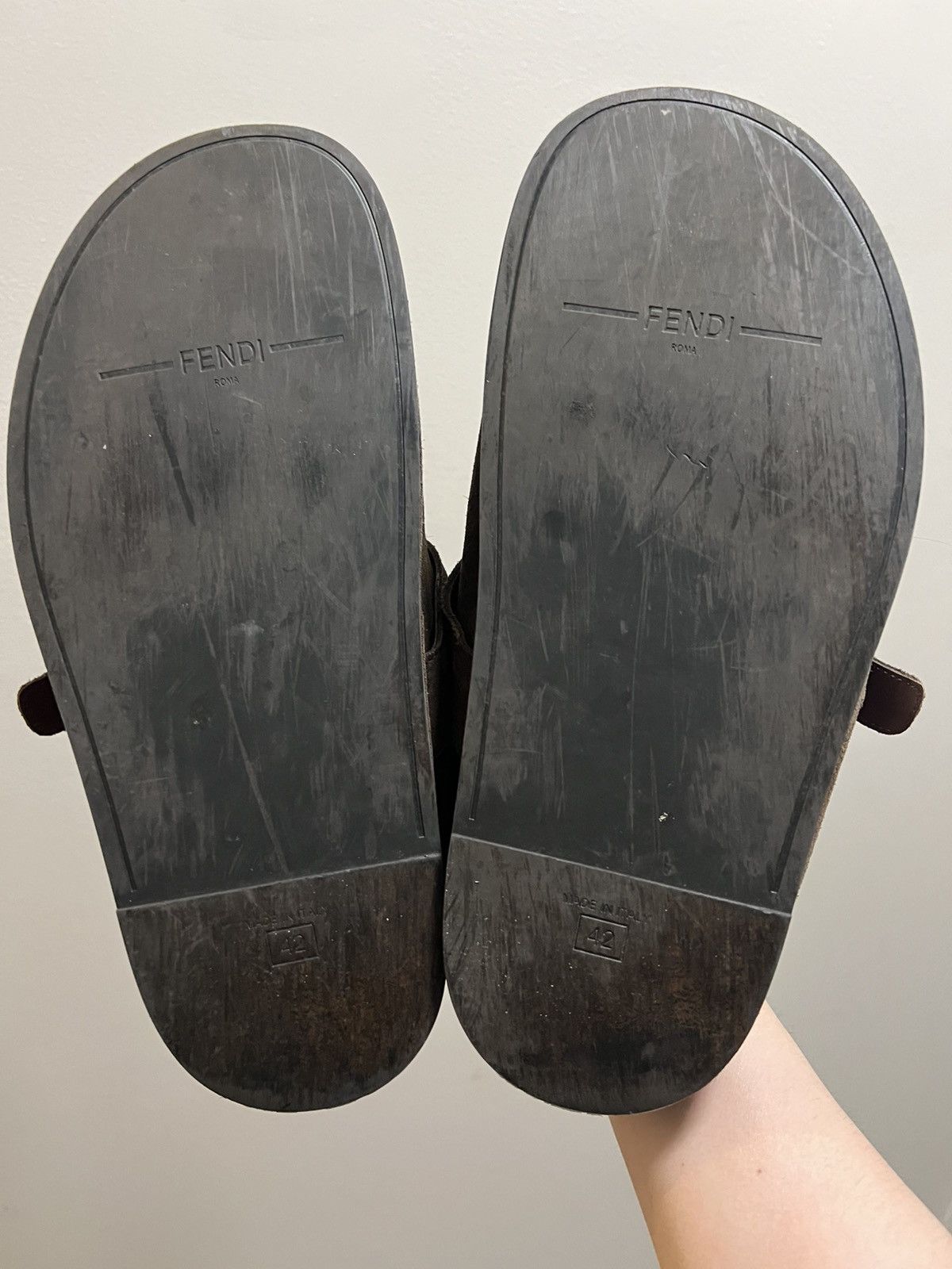 Fendi STEAL! Fendi Fendi Feel Suede Clogs Size US 9 / EU 42 - 6 Thumbnail