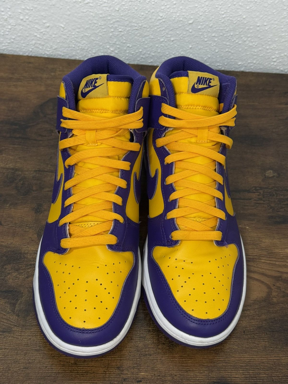 Nike Nike Dunk High Lakers size 10 Size US 10 / EU 43 - 2 Thumbnail
