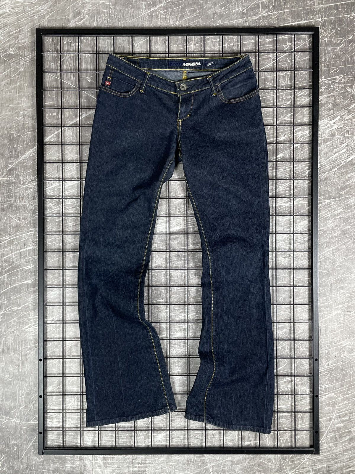 Miss Sixty Miss Sixty Y2K Flared Low Rise Jeans Retro 2000s Boho Style Size 30" / US 8 / IT 44 - 2 Thumbnail
