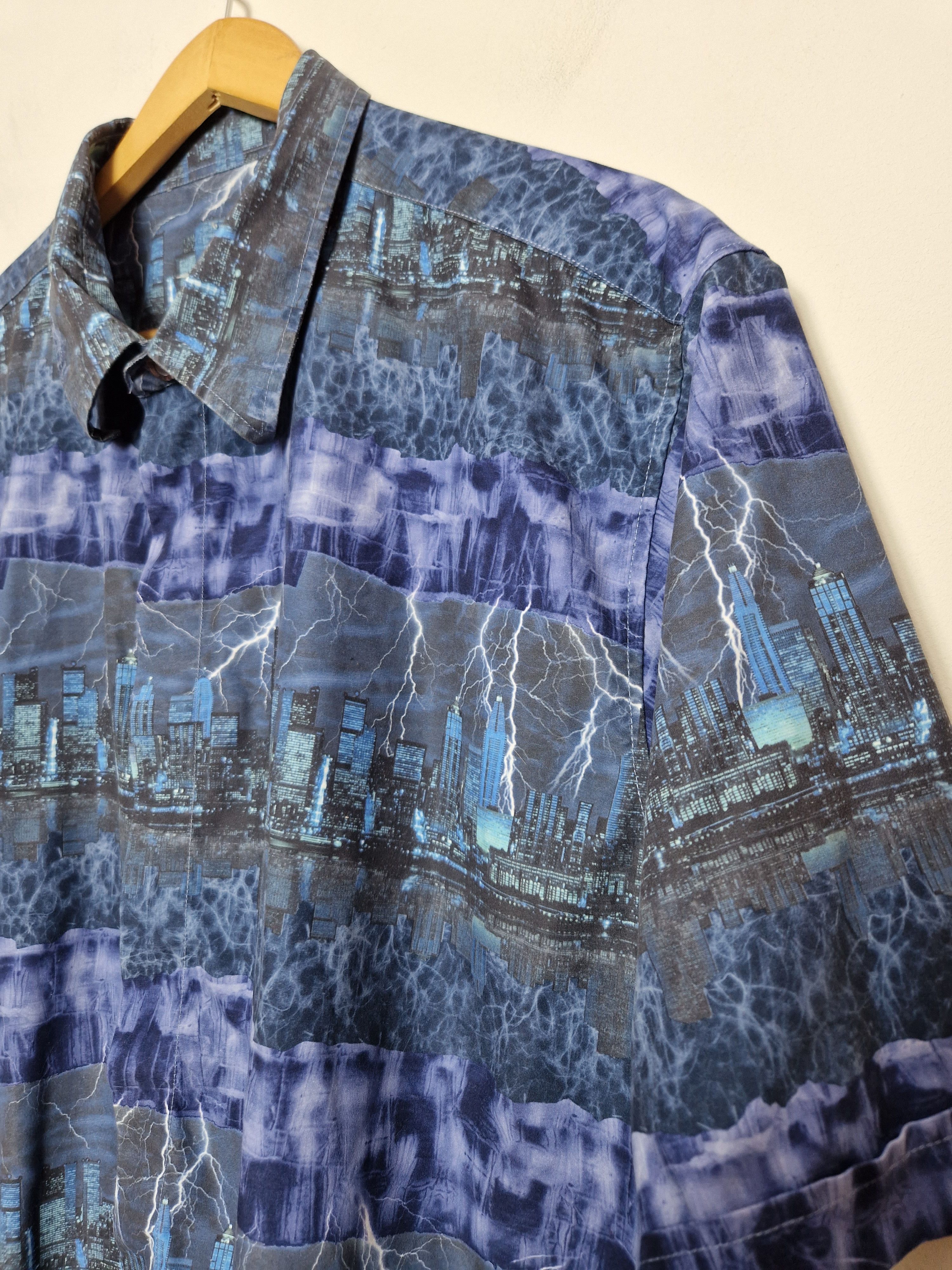 Vintage vintage crazy shirt art town storm printed Size US XL / EU 56 / 4 - 5 Thumbnail