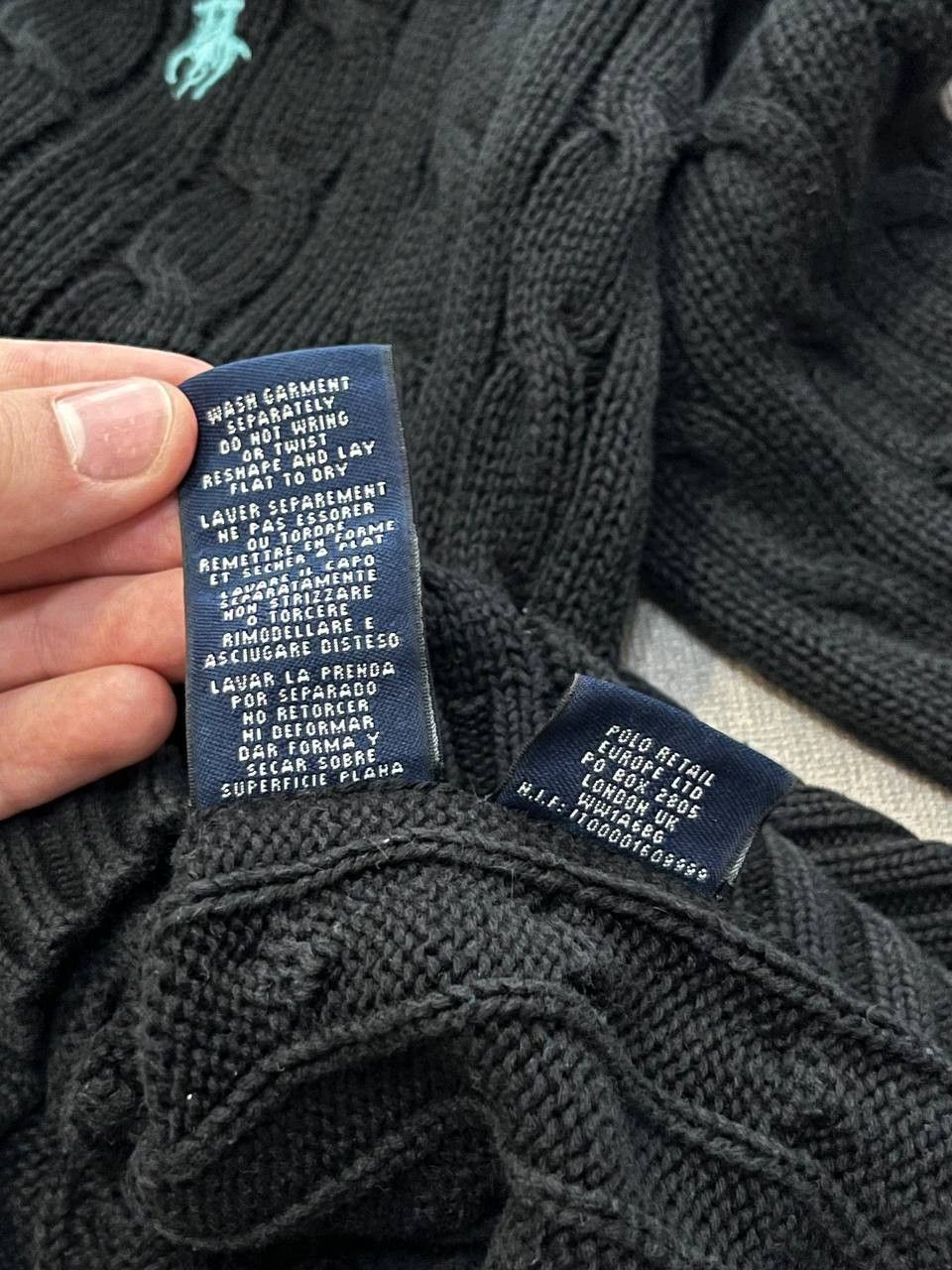 Polo Ralph Lauren Polo Ralph Lauren V - Neck Cable Knit Sweater Black Women`s Size S / US 4 / IT 40 - 10 Thumbnail