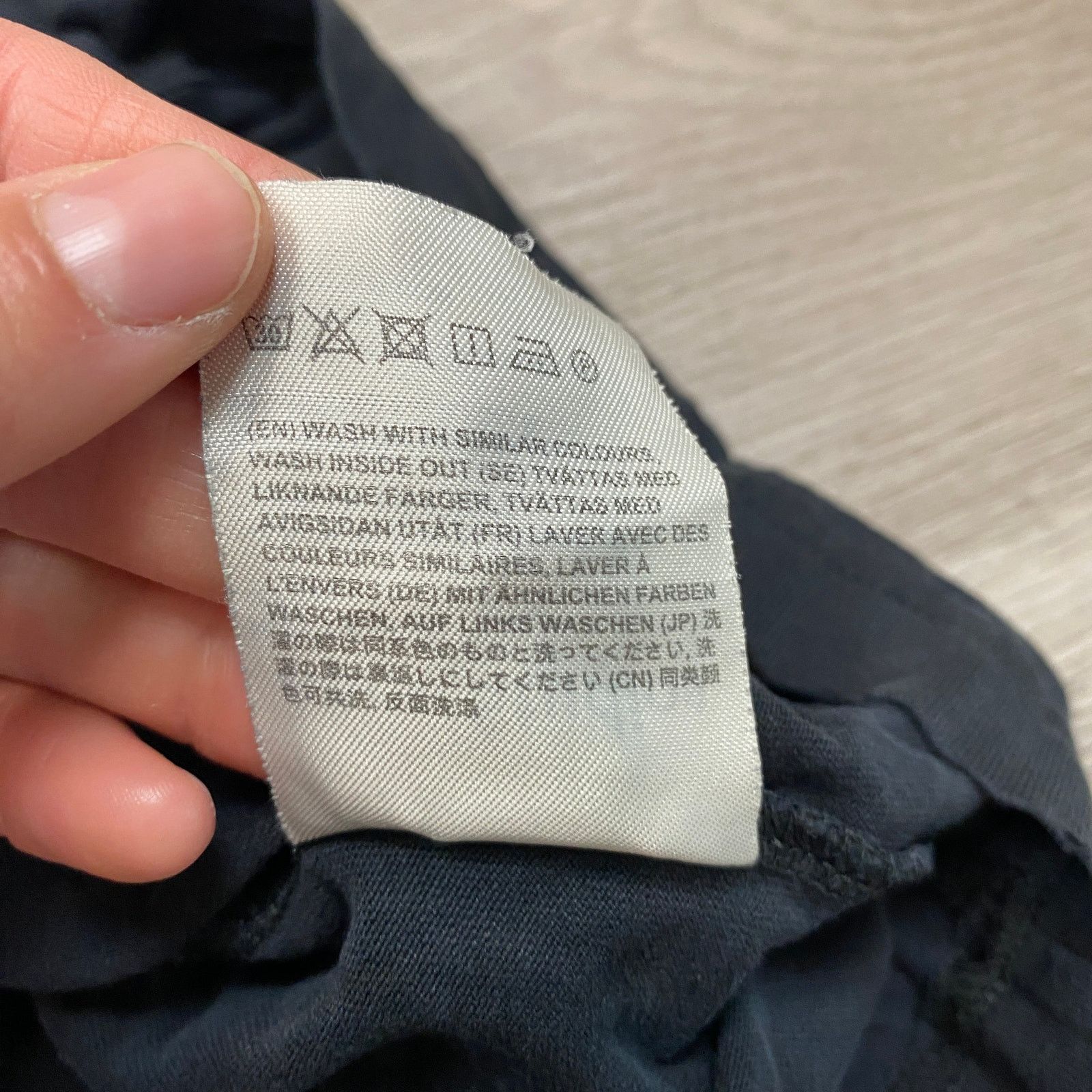 Acne Studios Acne Studios Nash Face Logo Shirt Men's Large Minimalist Size US L / EU 52-54 / 3 - 9 Thumbnail