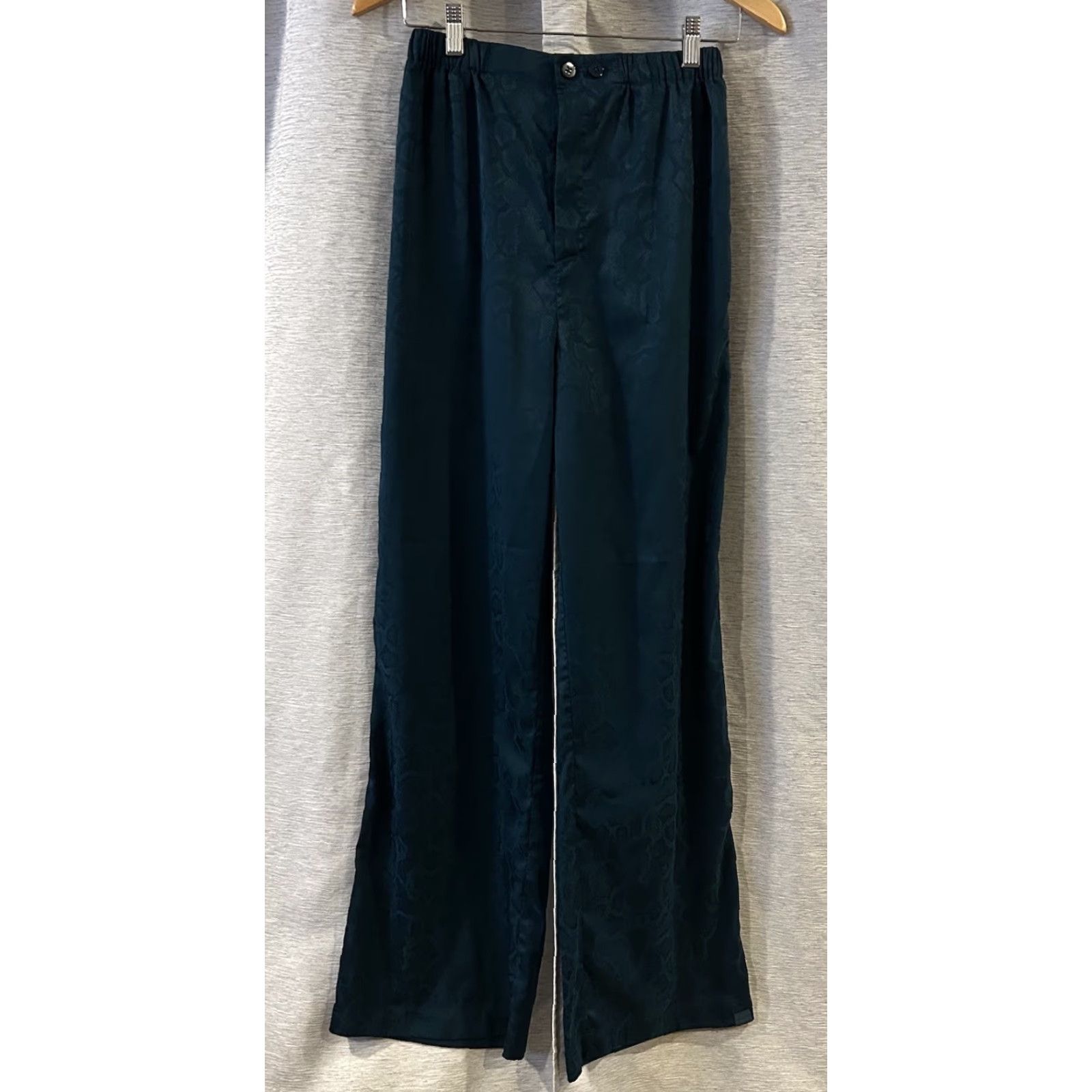 Vintage Savage Fenty Unisex Adults Green Jacquard Loungewear Robe And Pants Set XS Lounge Sleepwear XS Size US 27 - 7 Thumbnail