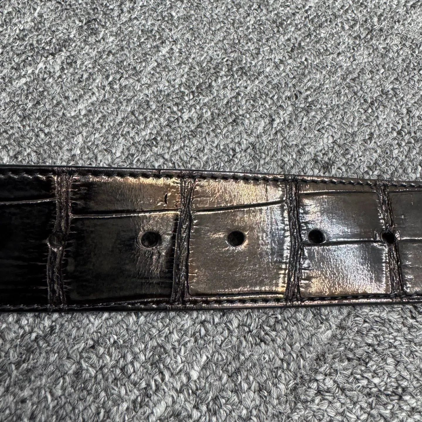 Fendi Black Crocodile-Embossed Belt with Gold Buckle. Size ONE SIZE - 5 Thumbnail