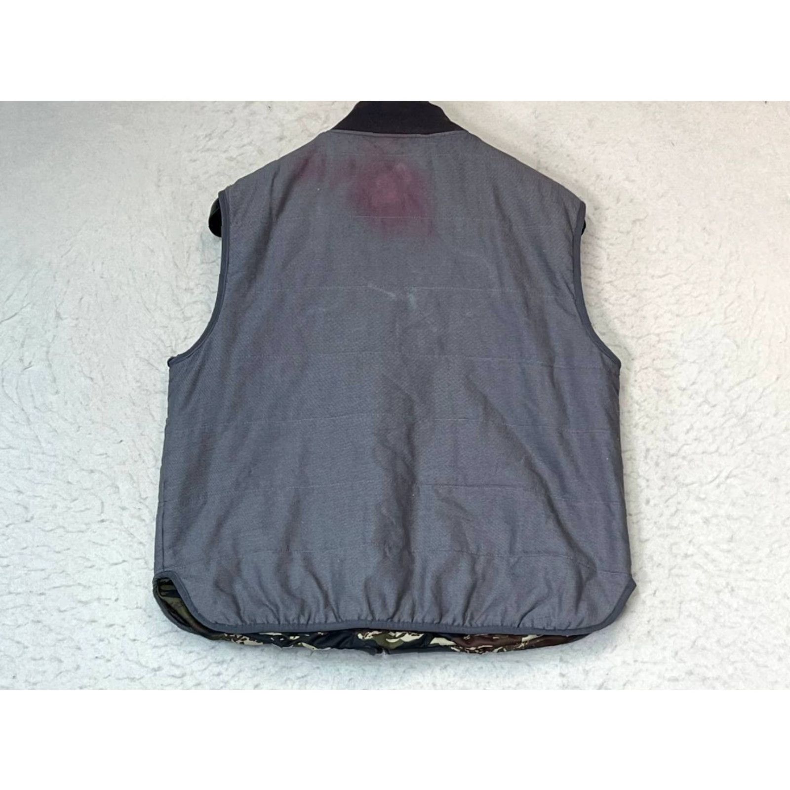 Vintage Salty Crew Vest Gray Camo Lined Snap Closure Shell Size Medium Men Regular Puffer Jacket Style Zip Logo Vest Lined Camouflage Shell Vintage: No Size US M / EU 48-50 / 2 - 2 Thumbnail