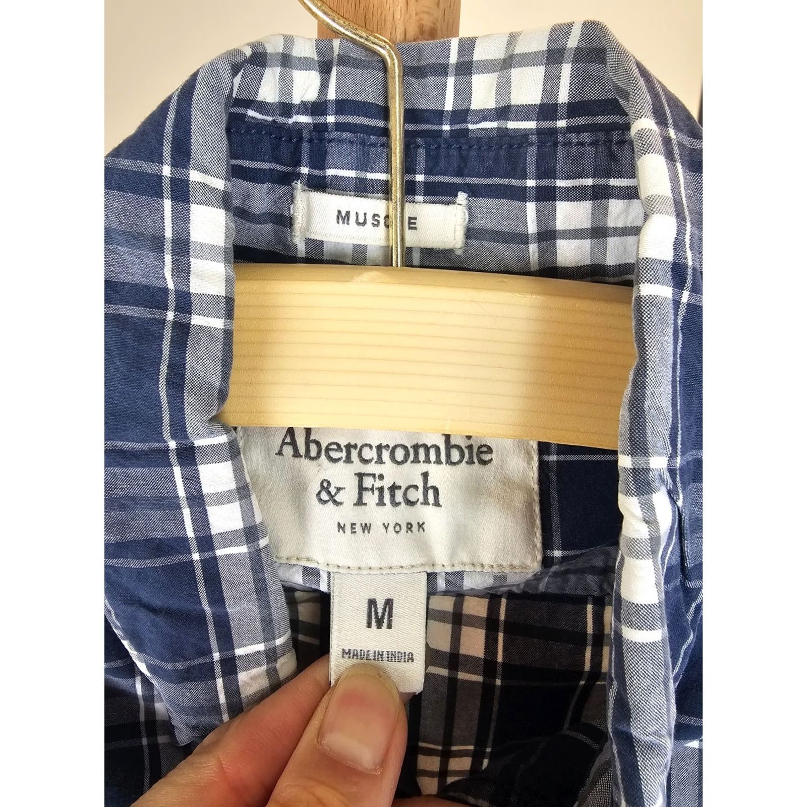 Abercrombie & Fitch ABERCROMBIE & FITCH MUSCLE PLAID CHECK COTTON SHIRT SZ MEDIUM Men Shirt Long Sleeve Multicolor 16 21 28 28 in. Size US M / EU 48-50 / 2 - 5 Thumbnail