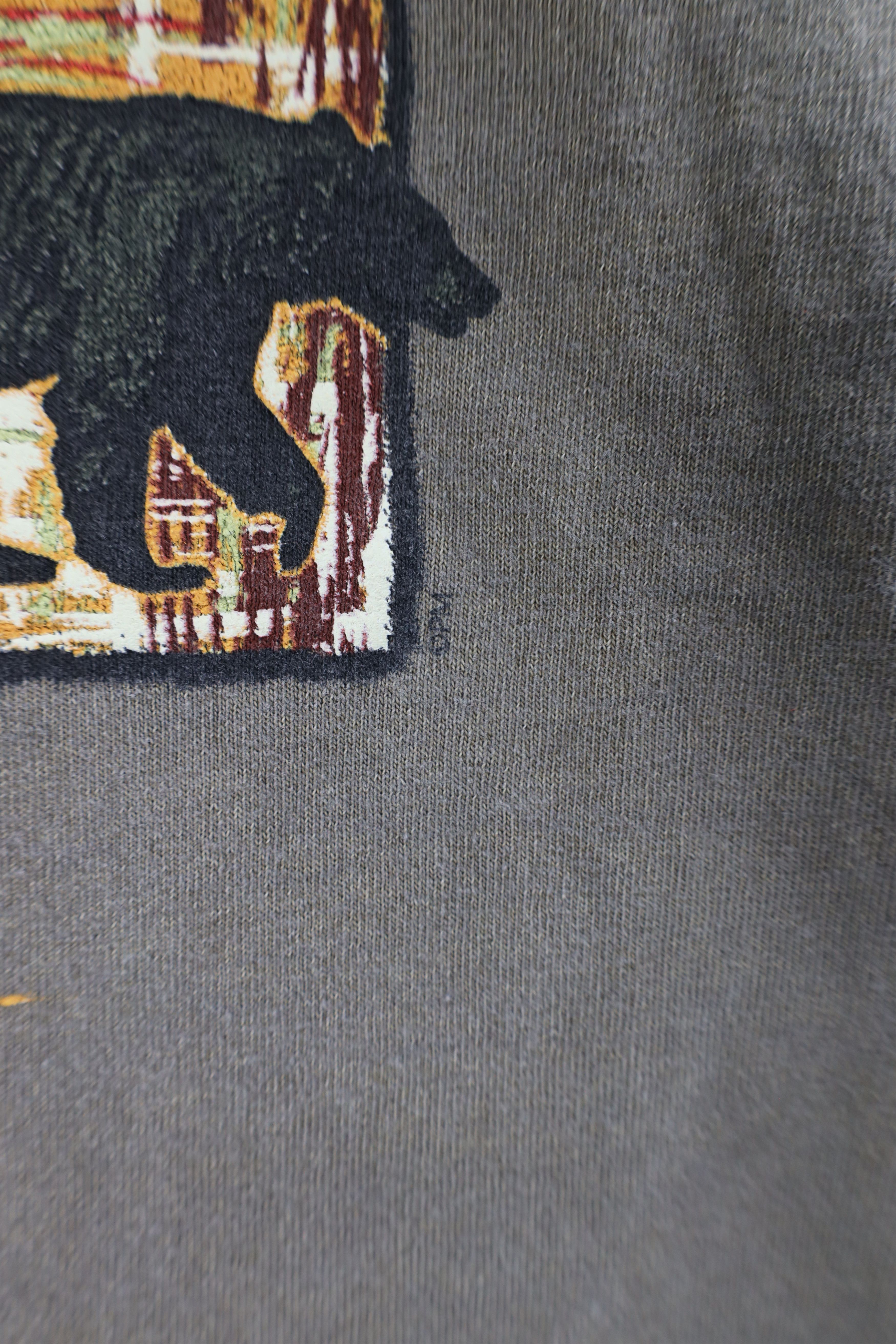 Vintage Vintage Streetwear Lake Tahoe California Bear Wolf T-Shirt Size US XL / EU 56 / 4 - 5 Thumbnail