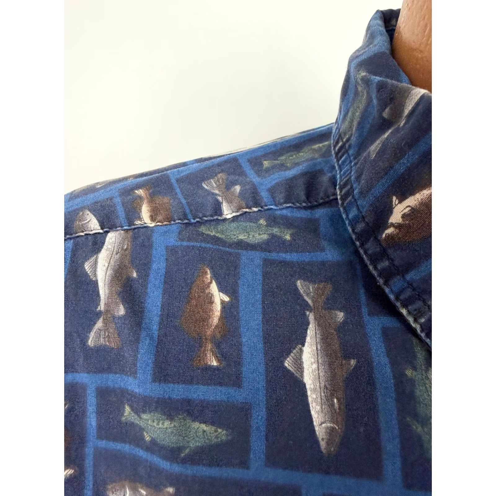 Vintage VINTAGE Columbia Shirt Men M Button-Up Geometric Fish Outdoor 90s Dad Blue Cotton Size US M / EU 48-50 / 2 - 5 Thumbnail
