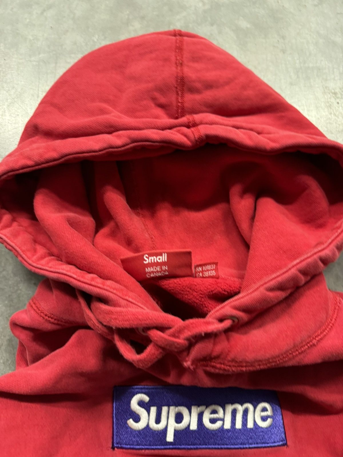 Supreme Supreme FW 2017 Box Logo Hoodie Size US S / EU 44-46 / 1 - 9 Thumbnail