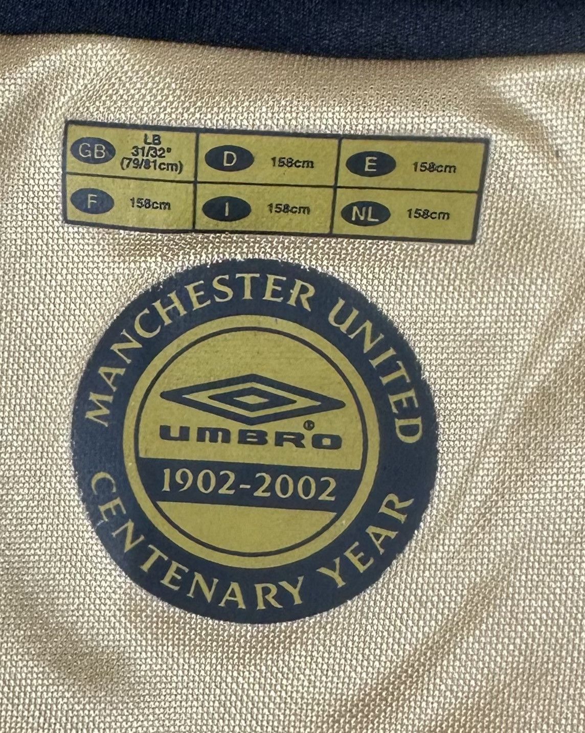Umbro Umbro Manchester United Reversible 2001/02Away Retro Jersey Size US XS / EU 42 / 0 - 13 Thumbnail
