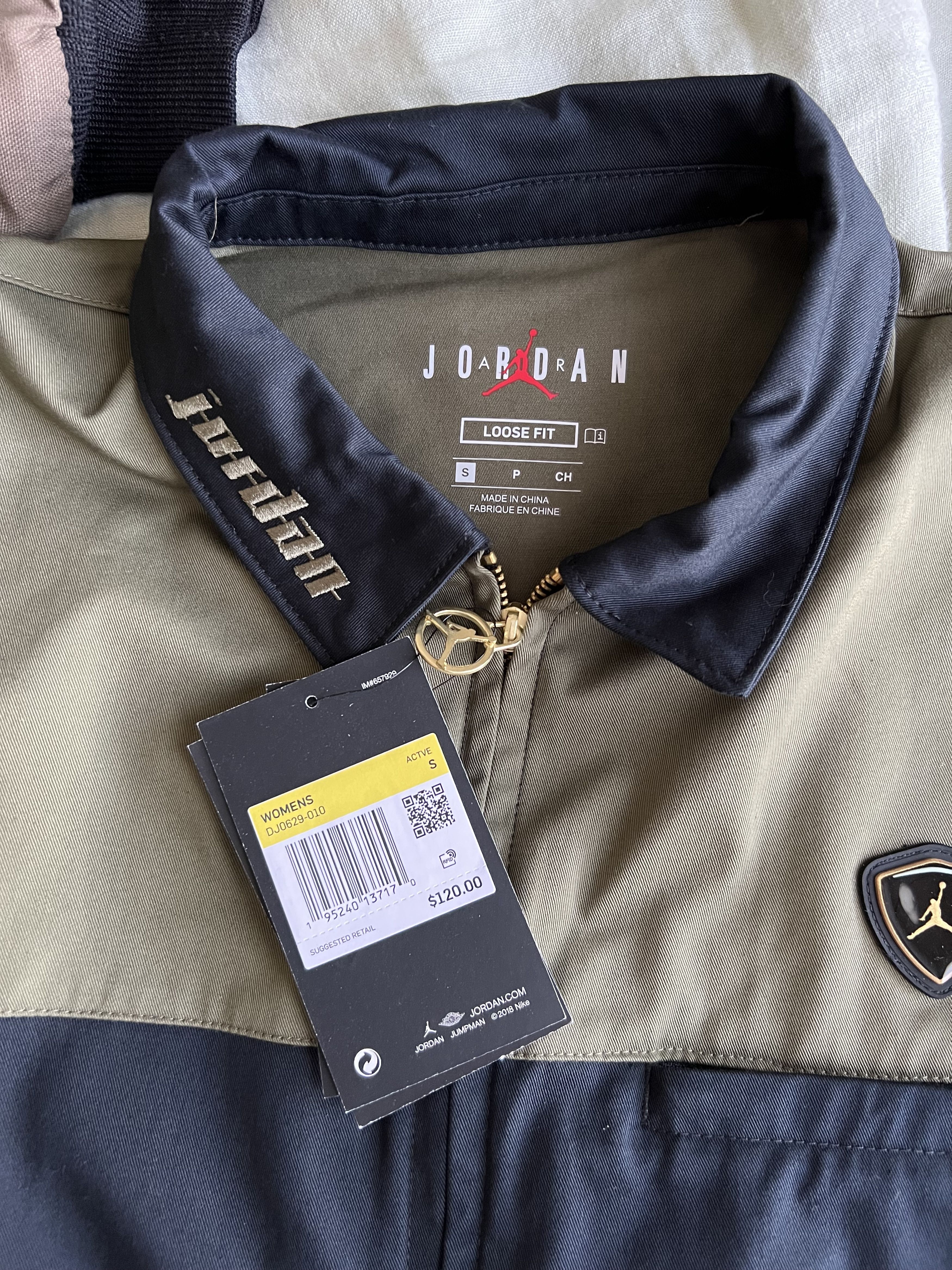 Jordan Brand Aleali May Jordan Zip Crew Shirt in Black Olive Size S / US 4 / IT 40 - 8 Thumbnail