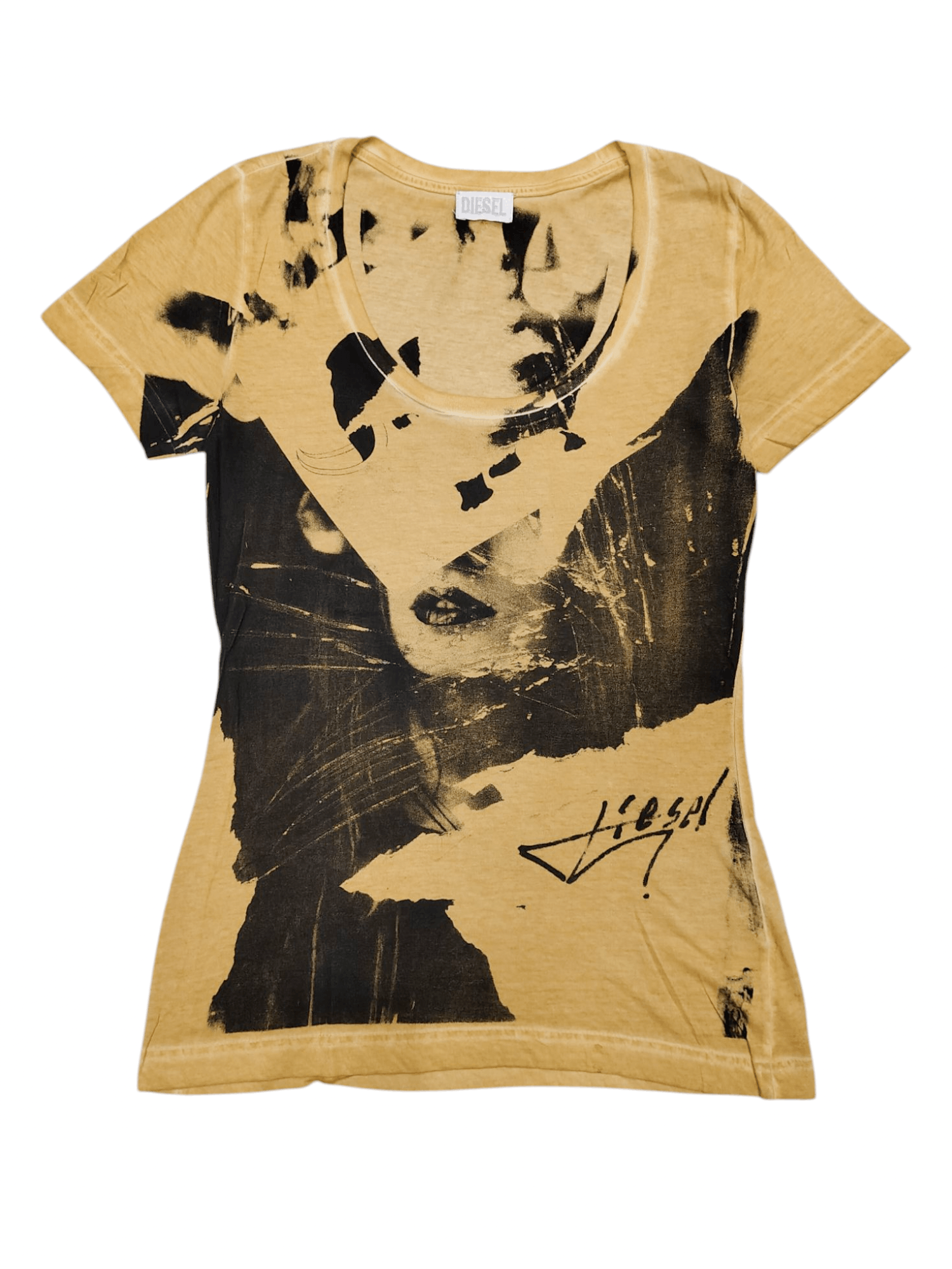 Diesel 2000s Diesel- Rare Abstract Grunge Portrait Washed Tshirt Size M / US 6-8 / IT 42-44 - 1 Thumbnail
