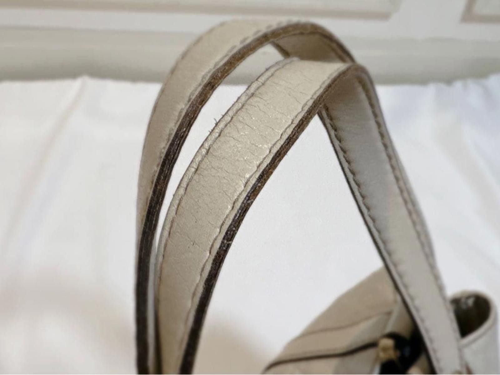 Gucci Gucci - Cream Leather Tote Bag with Signature GG Pattern Size ONE SIZE - 7 Thumbnail