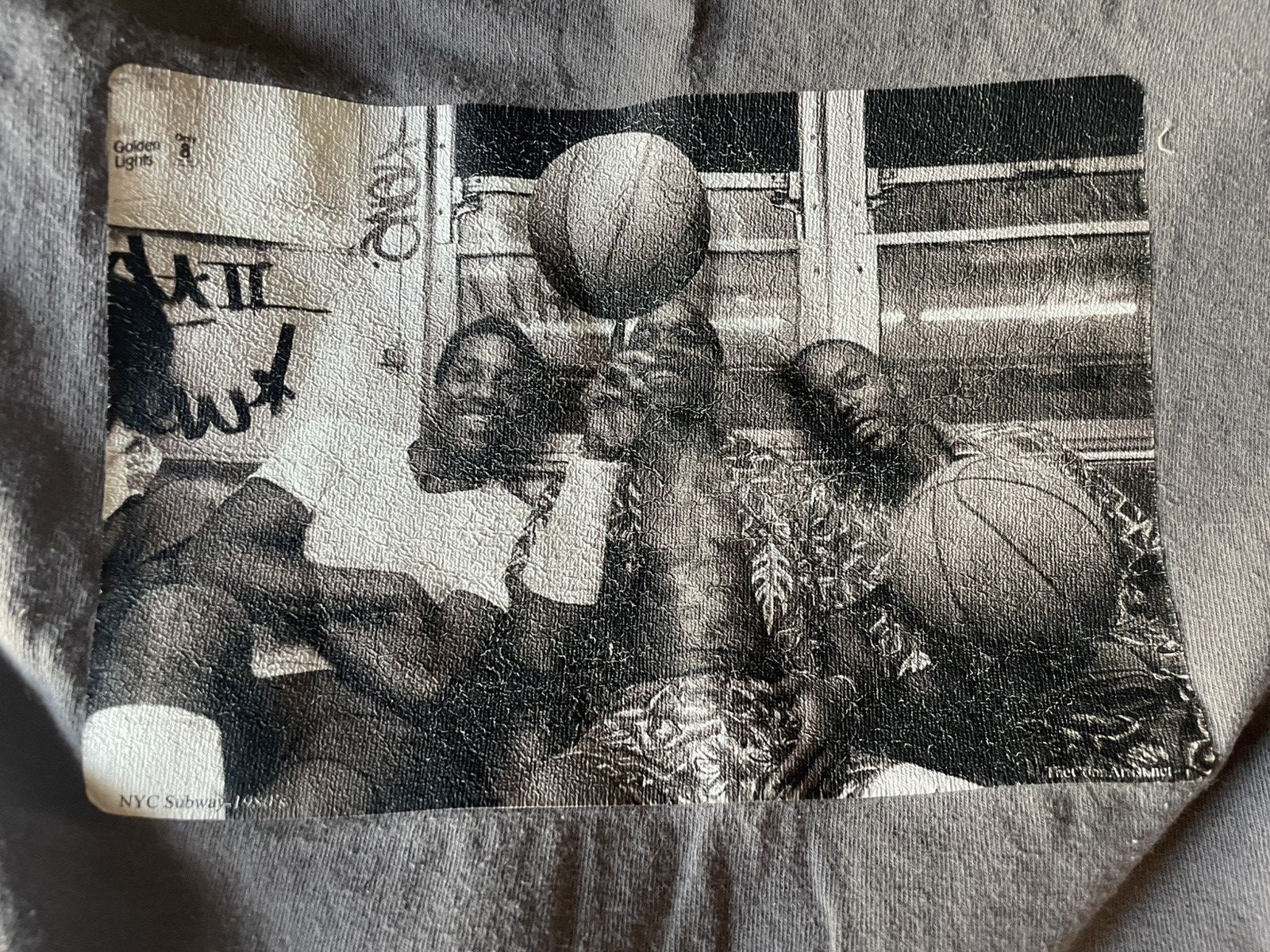 Vintage Vintage NYC Subway photograph T shirt Size US L / EU 52-54 / 3 - 1 Thumbnail