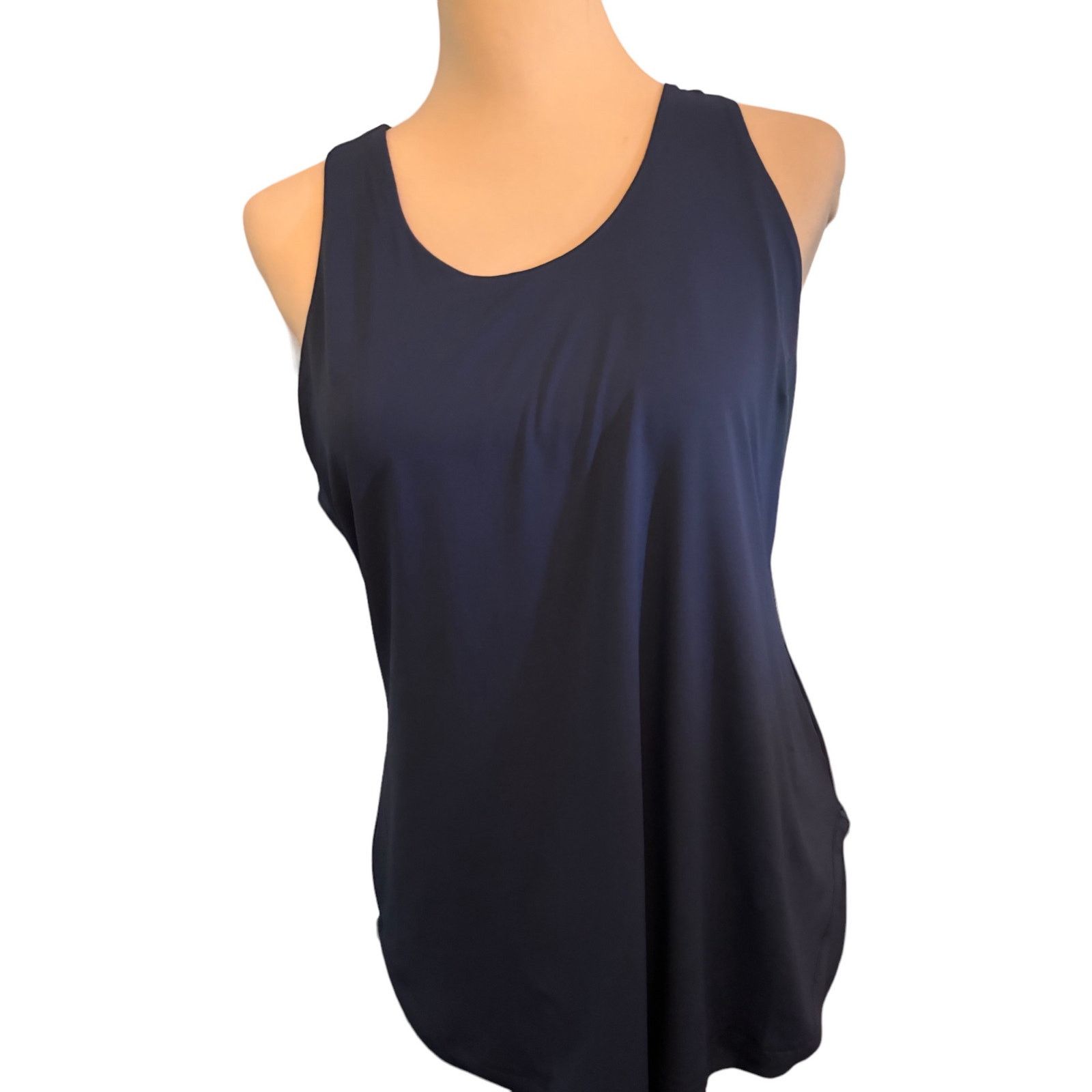 Peter Millar Peter Millar Tank Top Womens Medium Billie Size M / US 6-8 / IT 42-44 - 1 Thumbnail