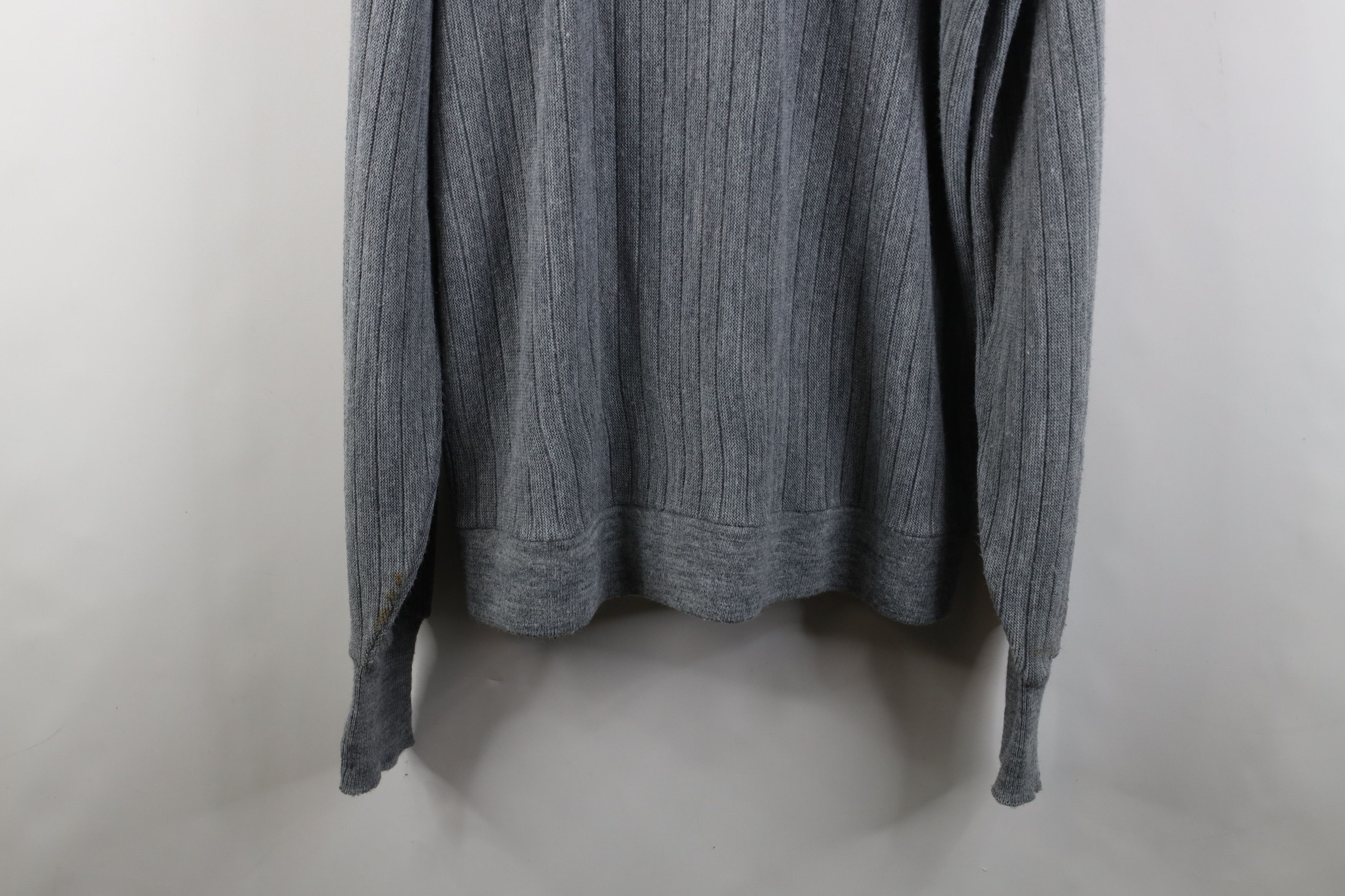 Vintage Vintage 70s Streetwear Ribbed Knit Cardigan Sweater Gray USA Size US XL / EU 56 / 4 - 13 Thumbnail
