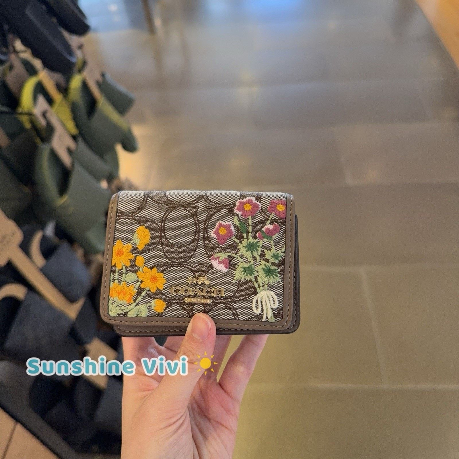 Coach NWT Coach Mini Wallet On A Chain Floral Embroidery CEF60 Size ONE SIZE - 5 Thumbnail