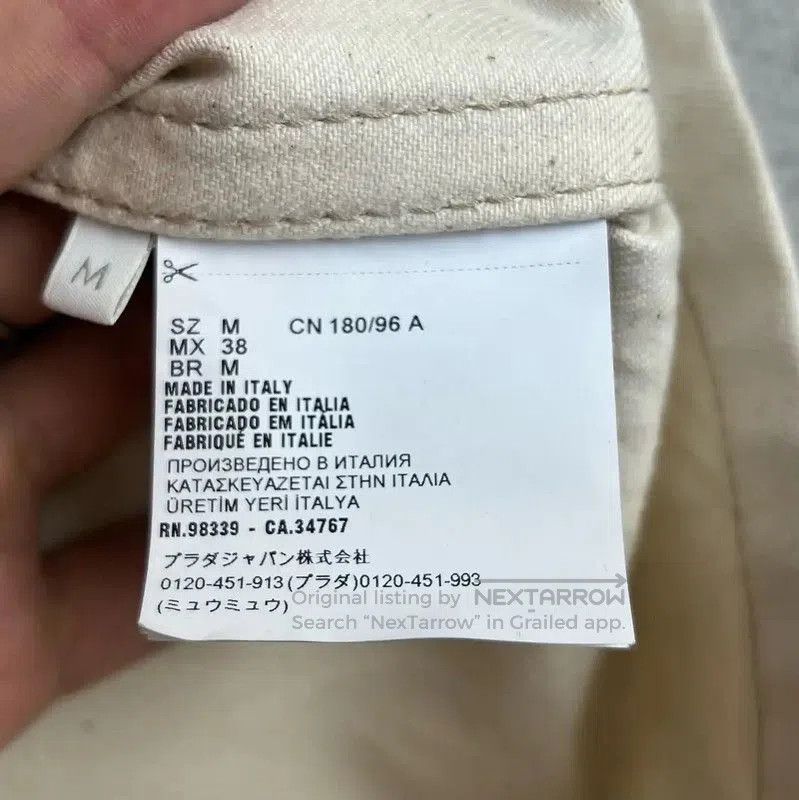Prada Prada Hooded Vest in Light Cream. Size US M / EU 48-50 / 2 - 5 Thumbnail