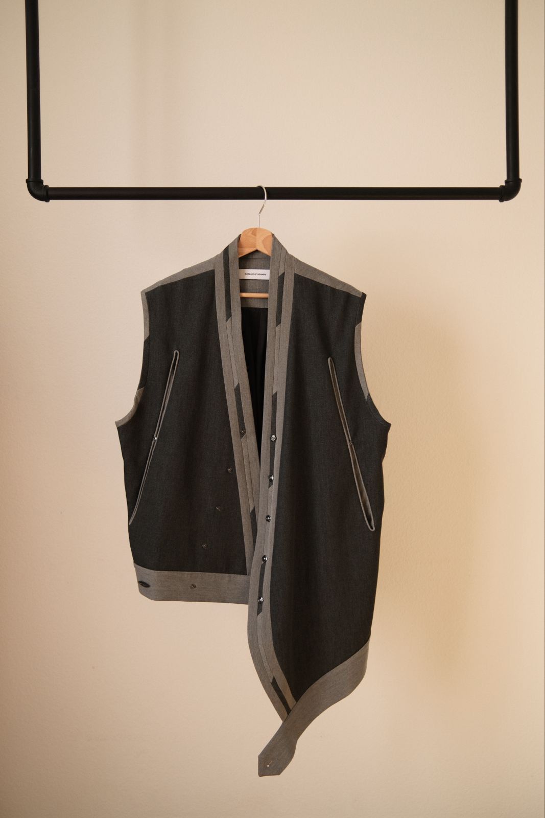 Kiko Kostadinov Kiko Kostadinov 00132022 "XOLO" Darnell Vest Size US S / EU 44-46 / 1 - 1 Thumbnail