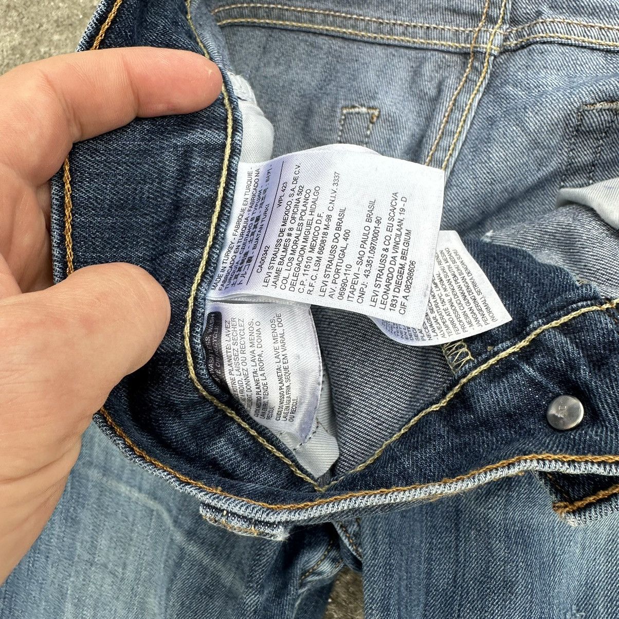 Levi's × Vintage Vintage Levi’s Shorts W32xL30 Style USA Streetwear 00s Size US 32 / EU 48 - 12 Thumbnail