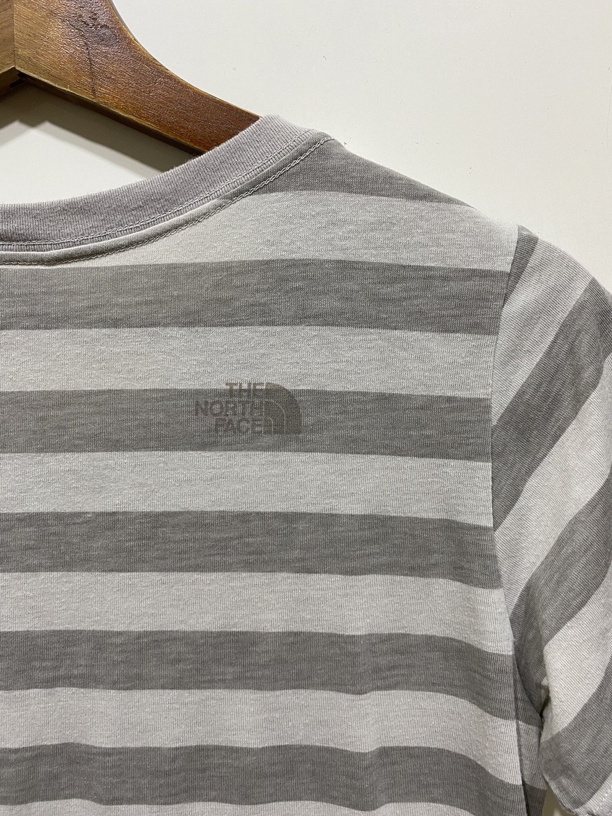 The North Face Striped the north face tee Size M / US 6-8 / IT 42-44 - 5 Thumbnail