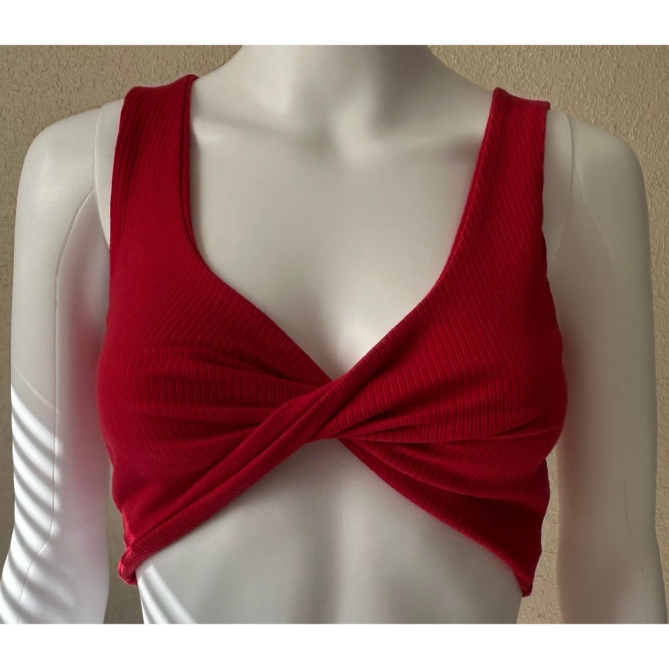 Other Lulus | Women’s Twist Front Crop Top Bralette | Small Size S / US 4 / IT 40 - 1 Thumbnail