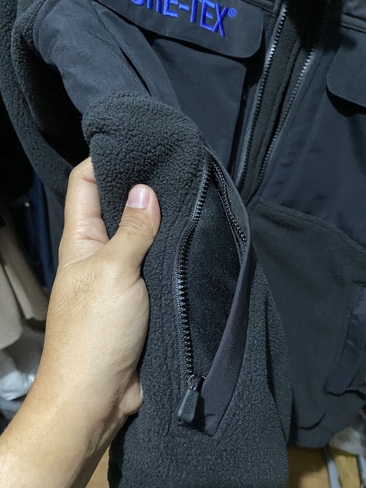 Supreme × The North Face The North Face X Supreme Gore Tex Size US S / EU 44-46 / 1 - 8 Thumbnail